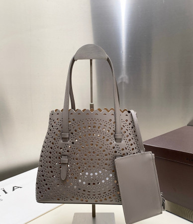ALAÏA Mina 25 bag 25x20x12cm