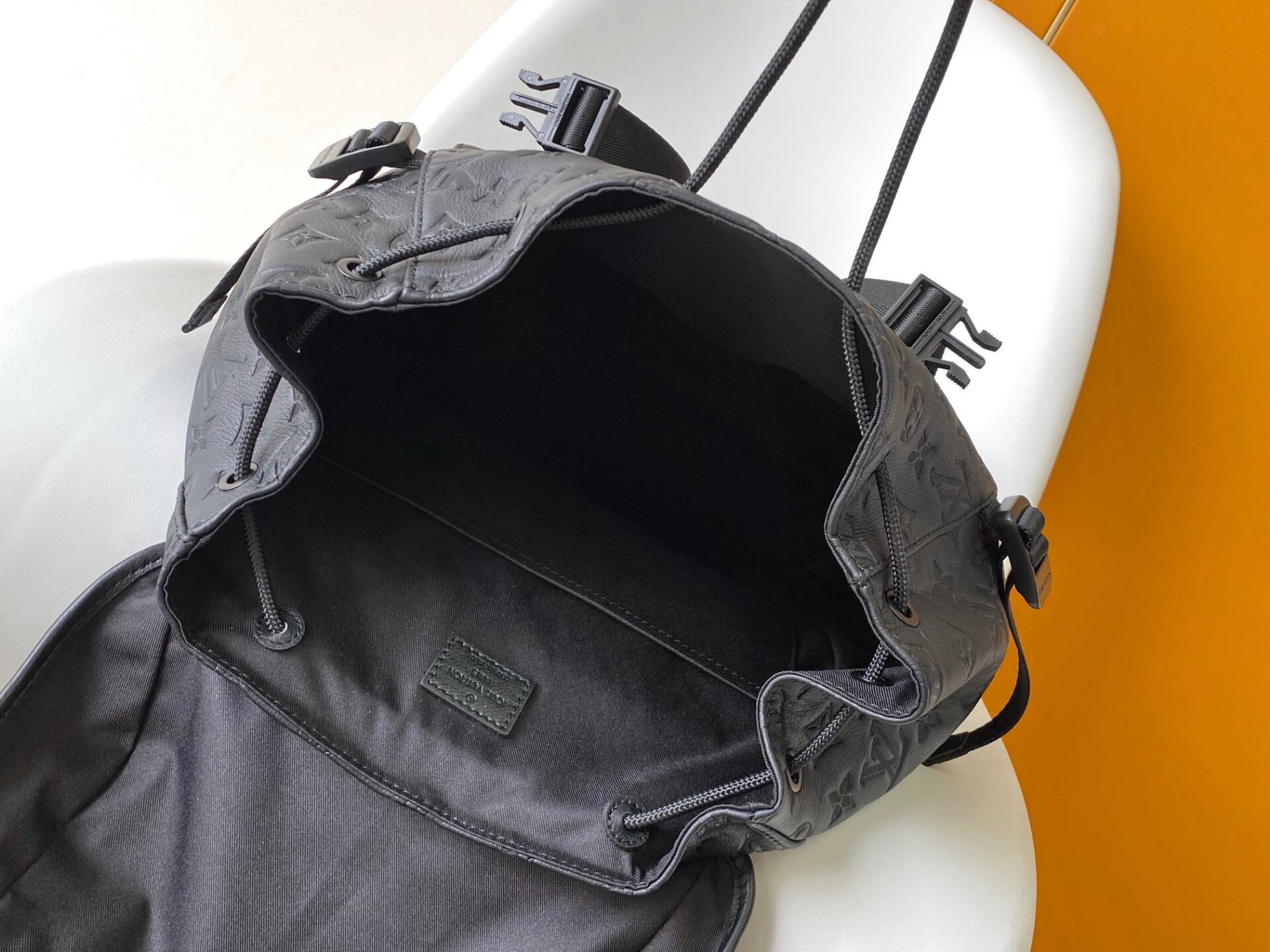 LV GETAWAY Backpack M24776 50x15x29cm Without box