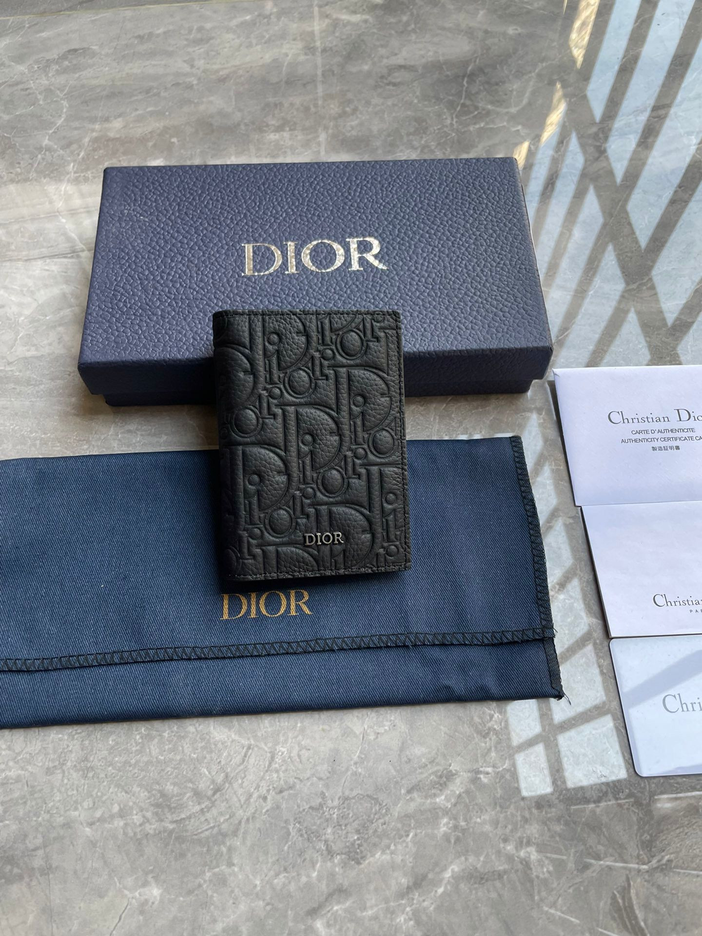 D*or card holder