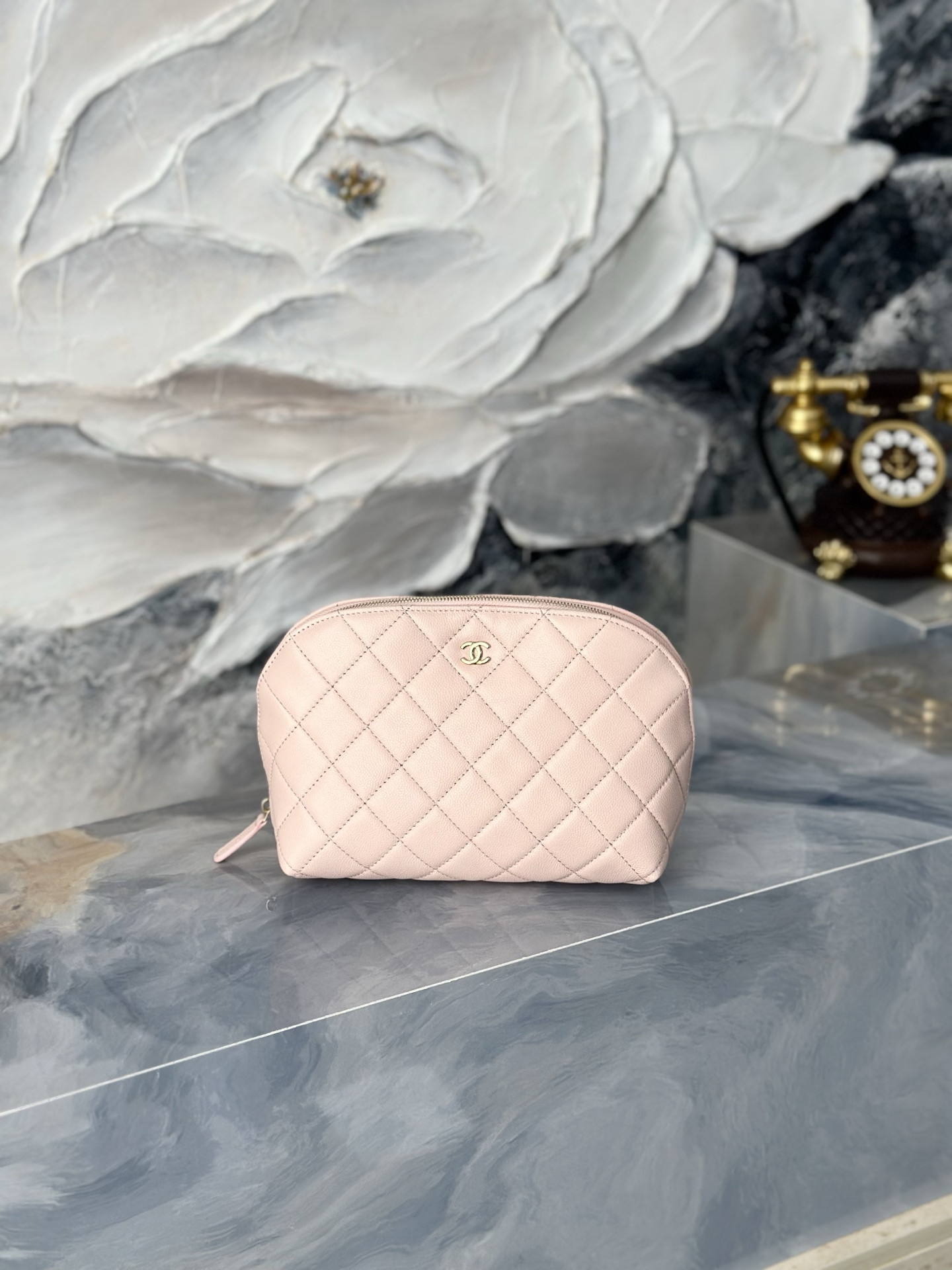 Ch*el quilted cosmetic bag a31102 19x13x10cm