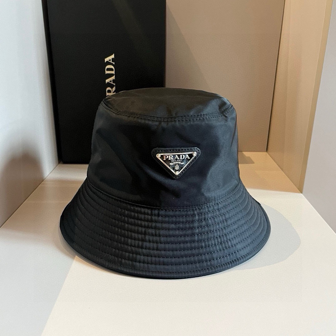 Pra*a re-nylon bucket hat