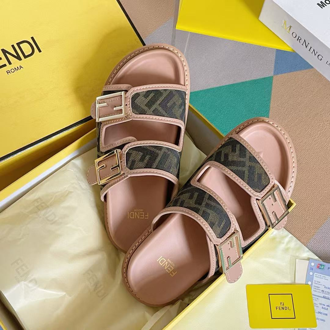 ua F**di logo canvas flat sandals