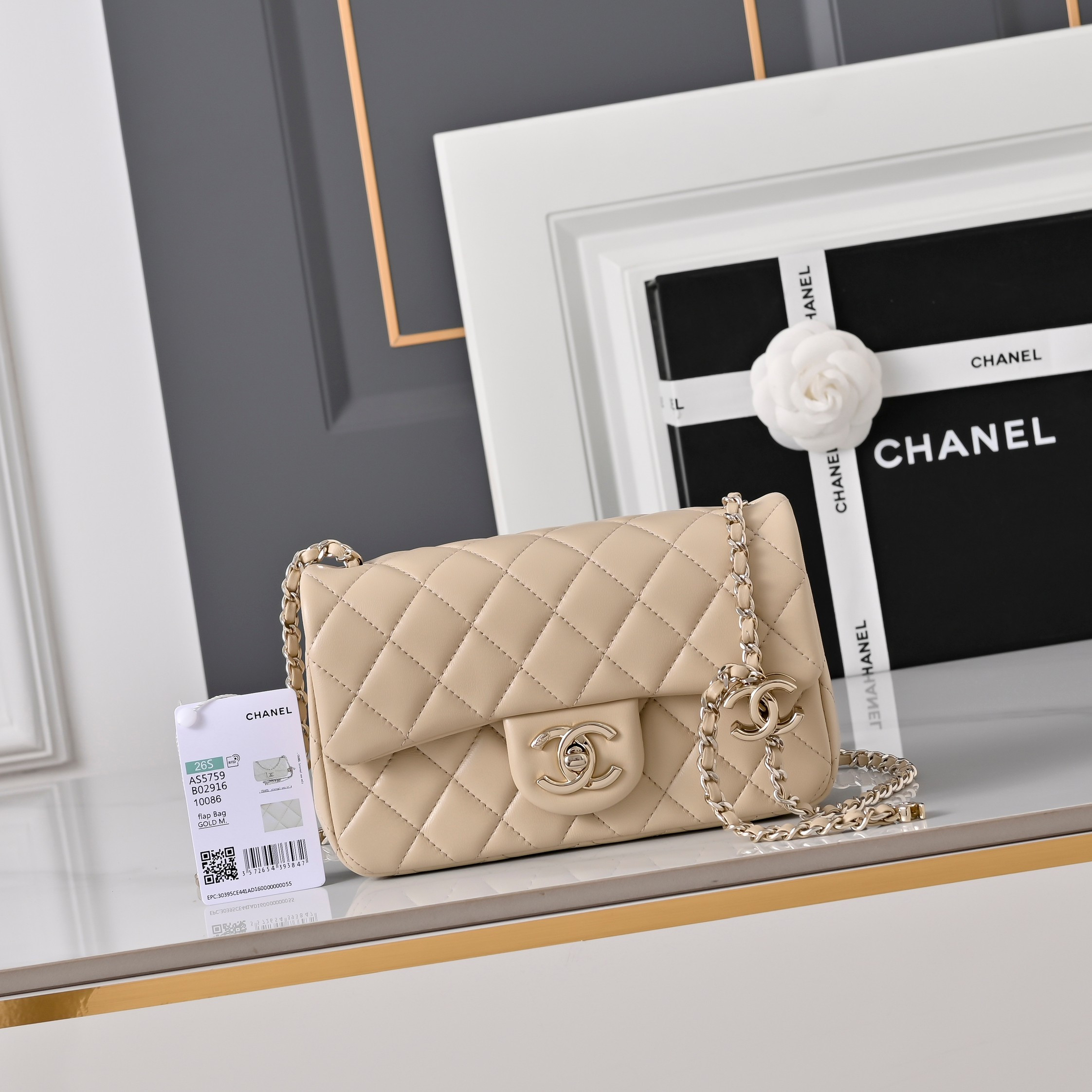 Ch*el classic flap handbag cf in milk tea with light gold hardware as5759 20x13x7cm