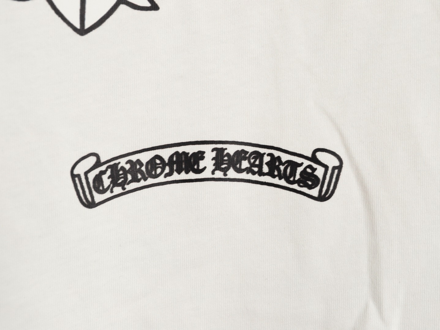 Ch**me He**ts 25fw long-sleeved t-shirt