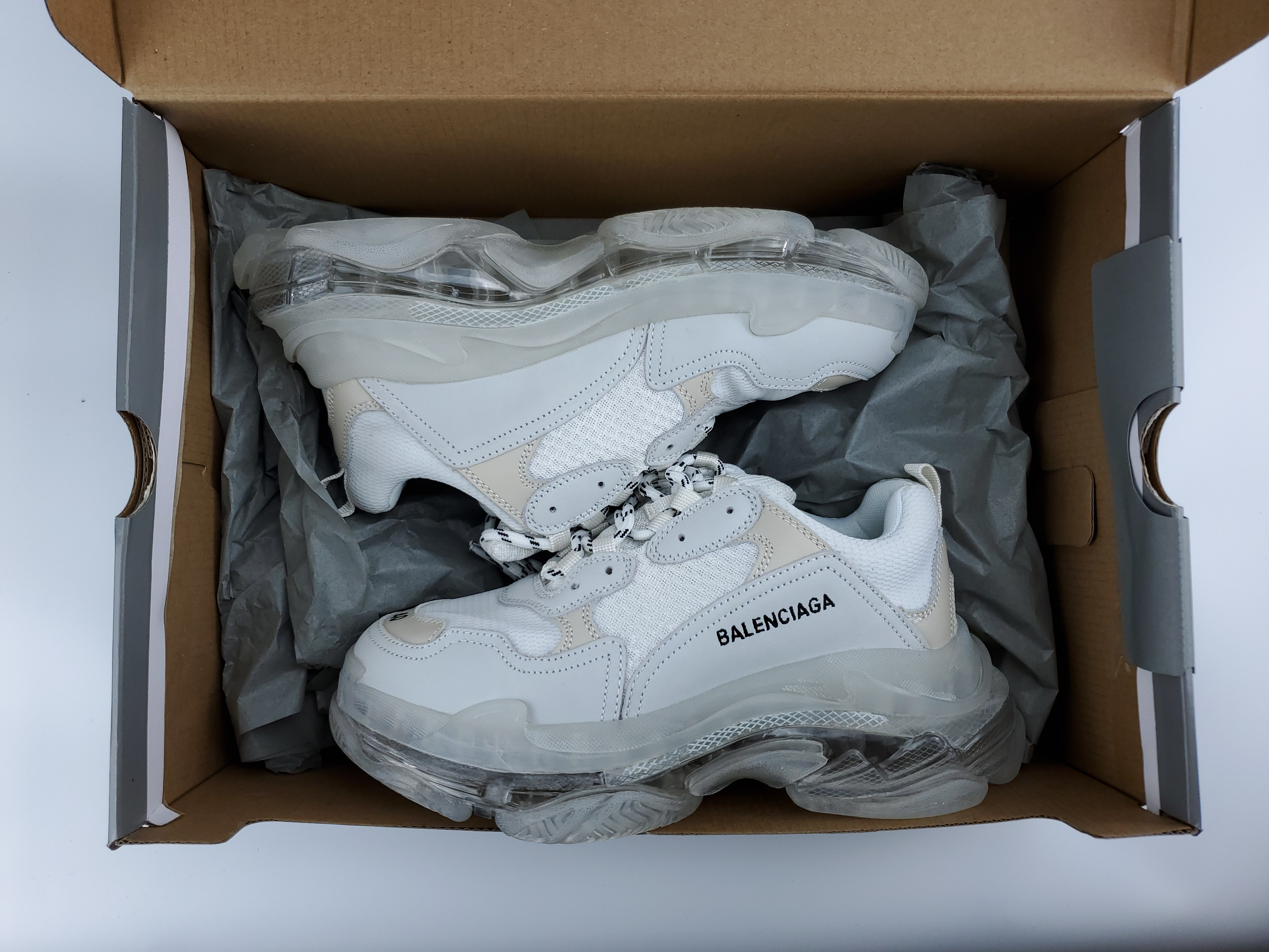 Balenciga Triple S Clear Sole White