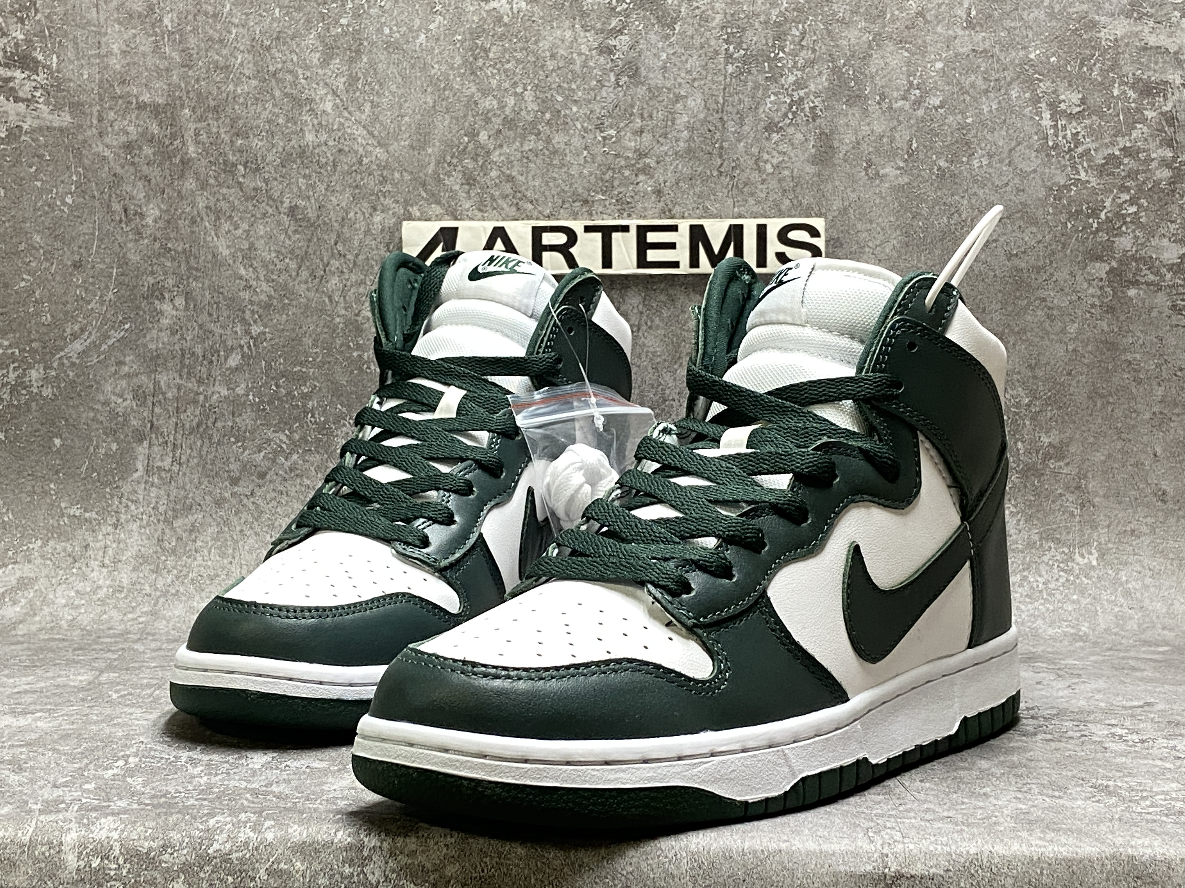 Nike Dunk High Spartan Green