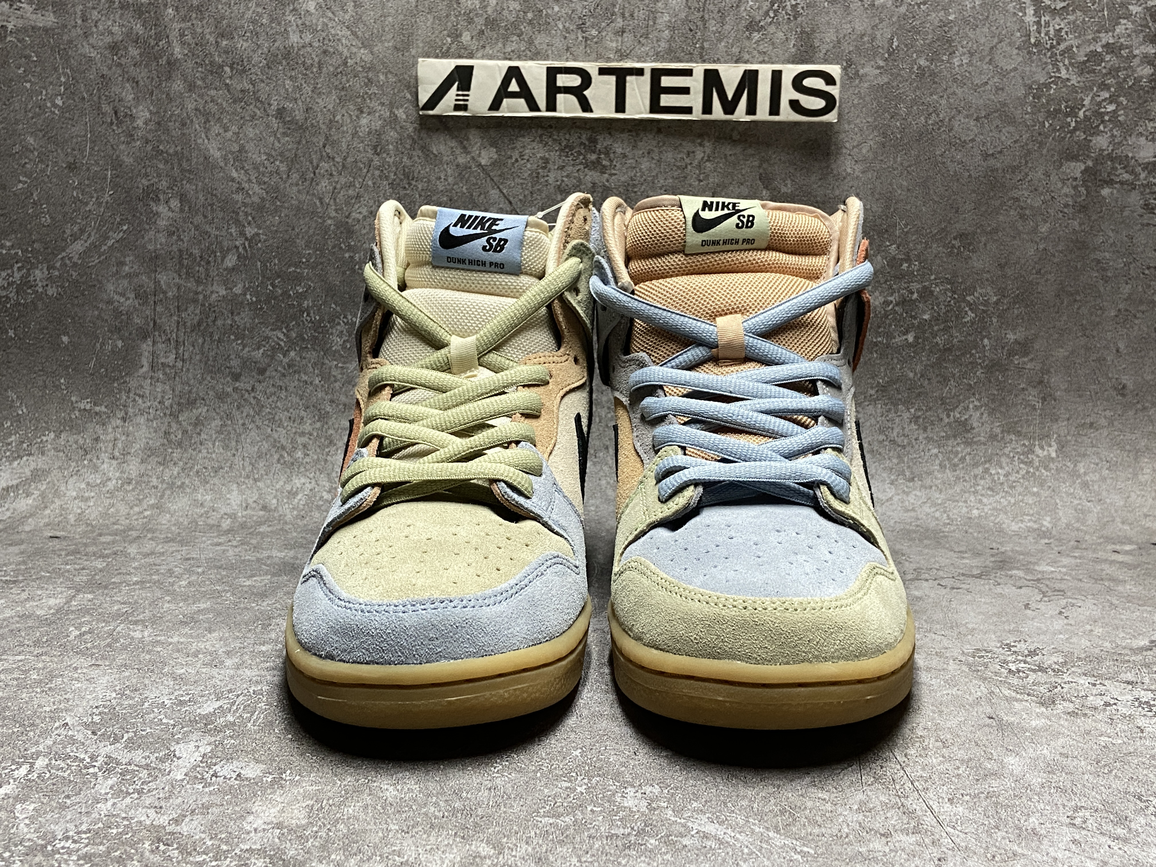 Nike SB Dunk High Spectrum