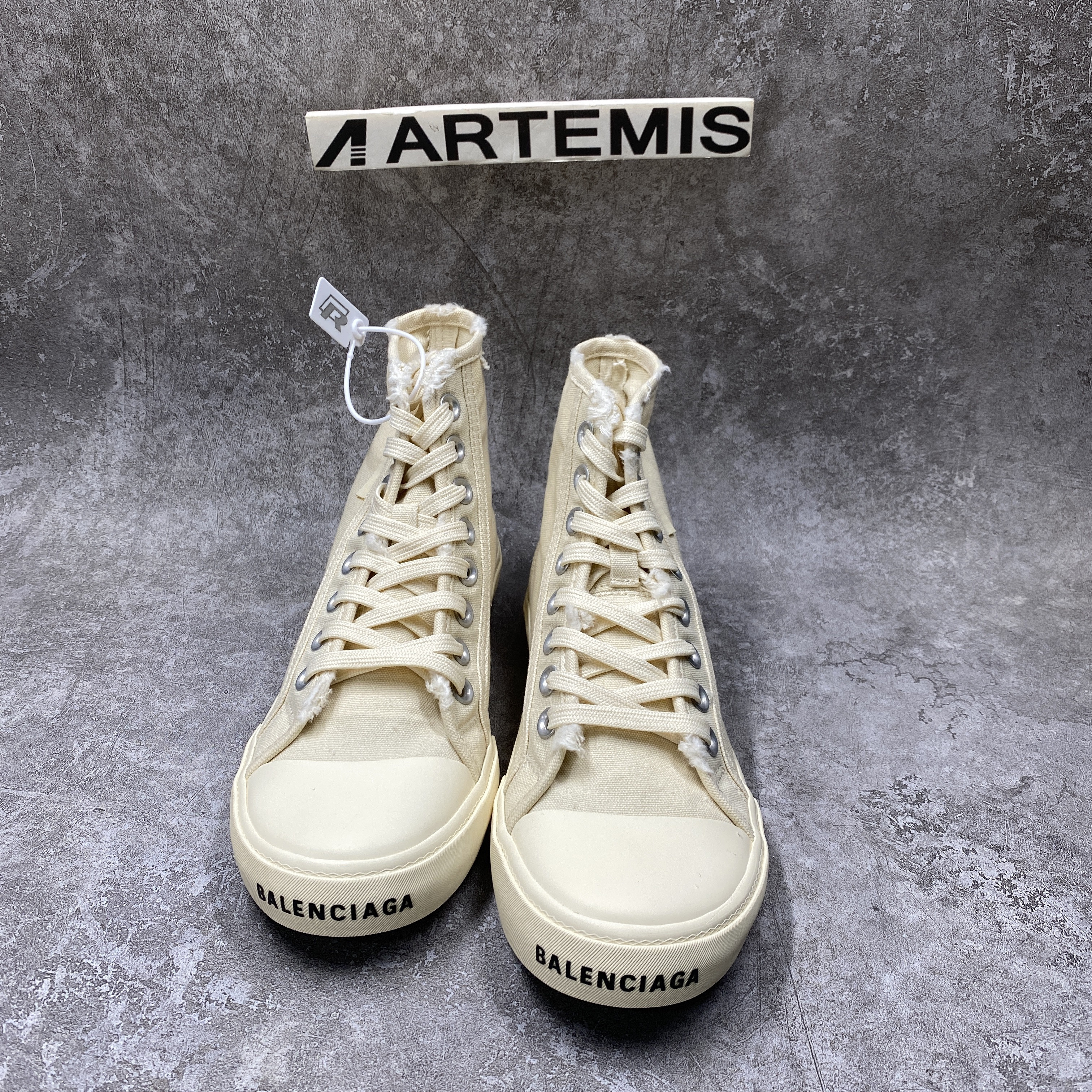 PARIS HIGH TOP SNEAKER IN WHITE