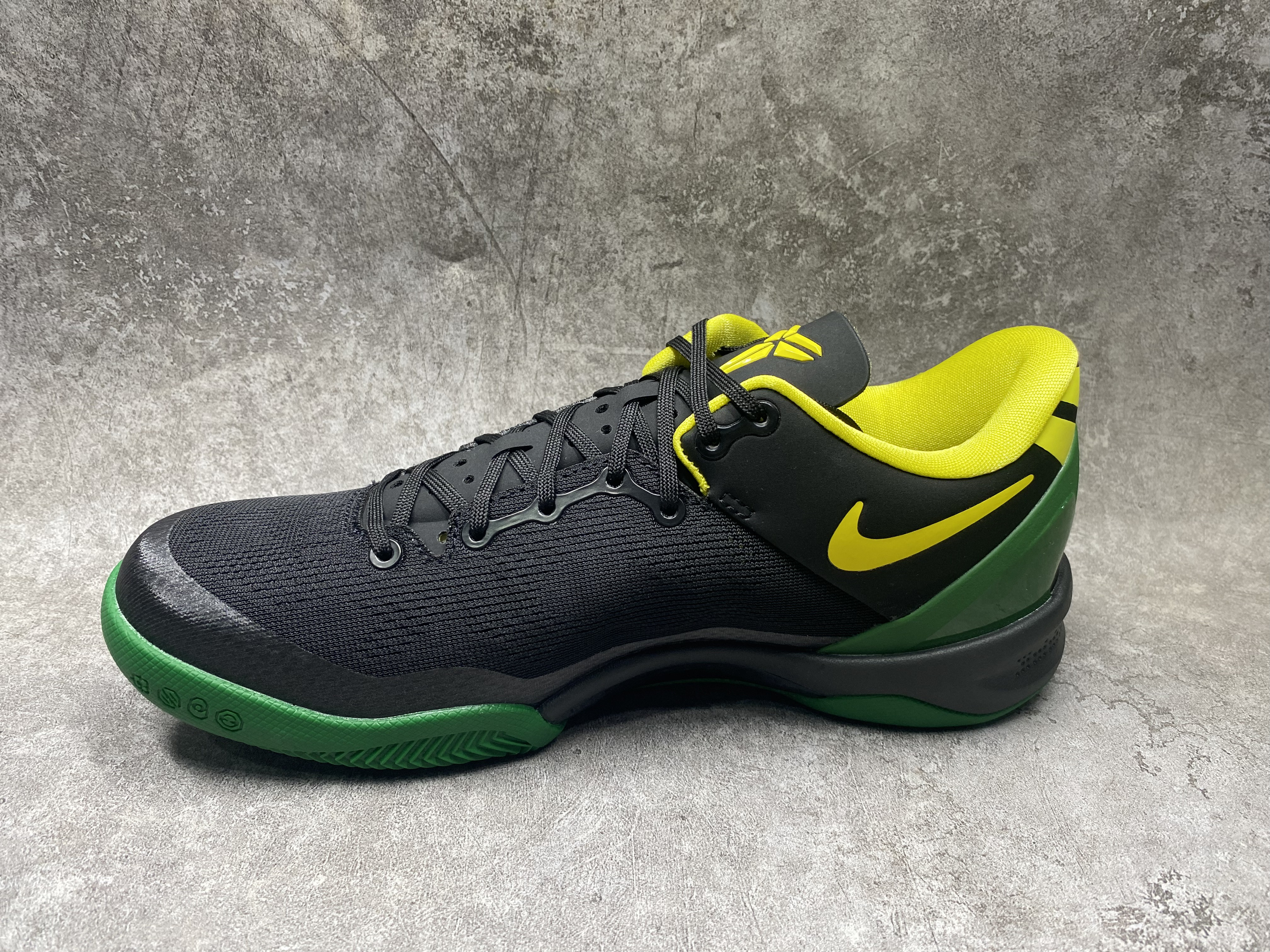 UA Nike Kobe 8 Protro