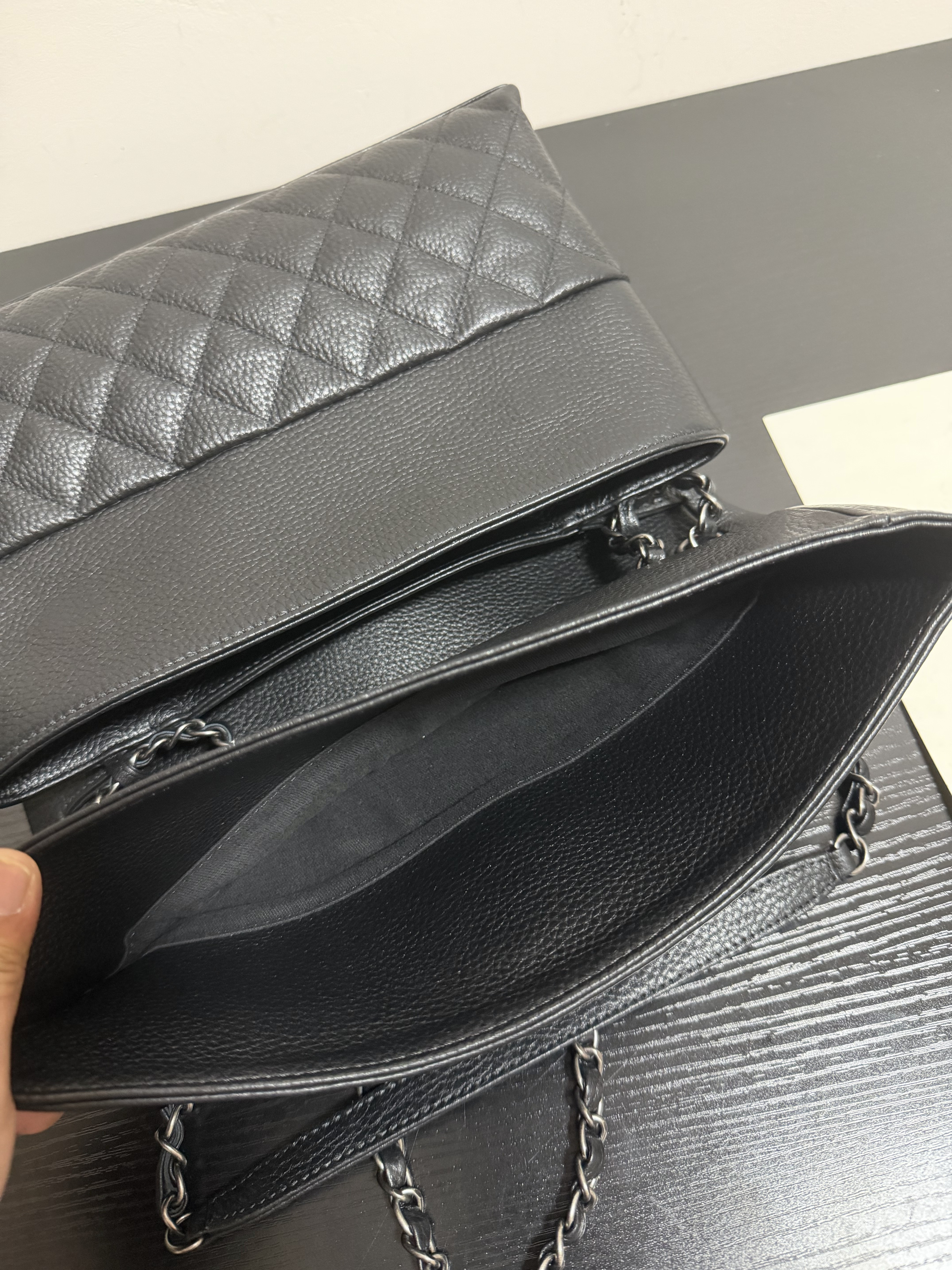 Ch*el hampton flap handbag as7095 32x19x7.5cm