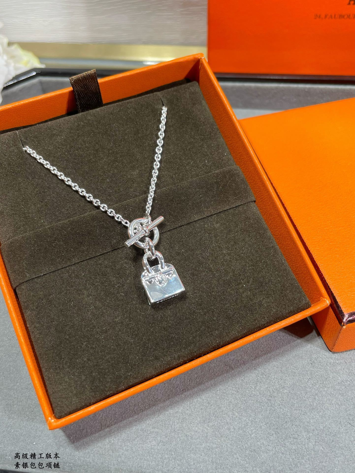 H**mes classic kelly bag necklace ag925