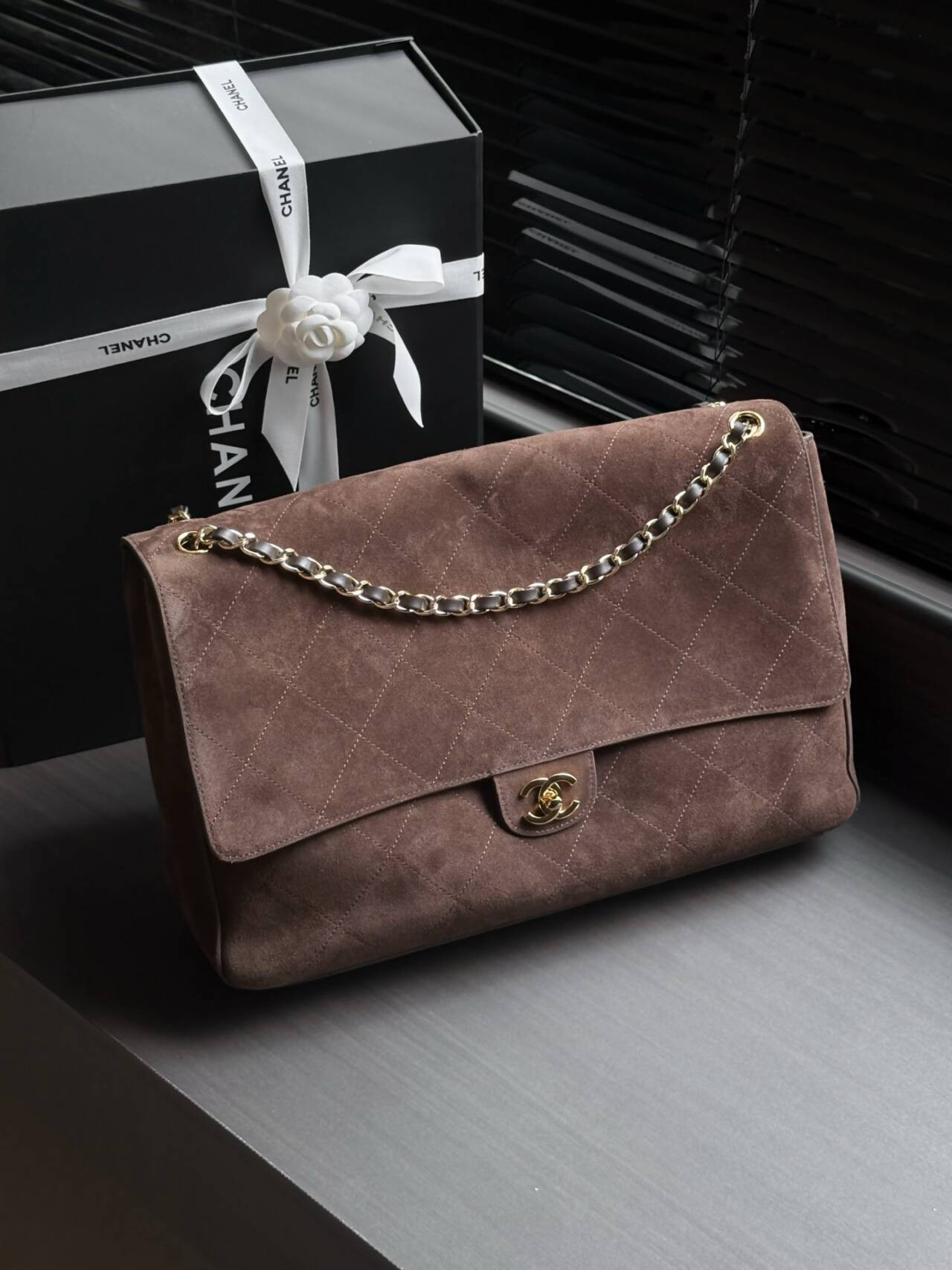 Ch*el flap bag brown as6234 38.5x26x11cm