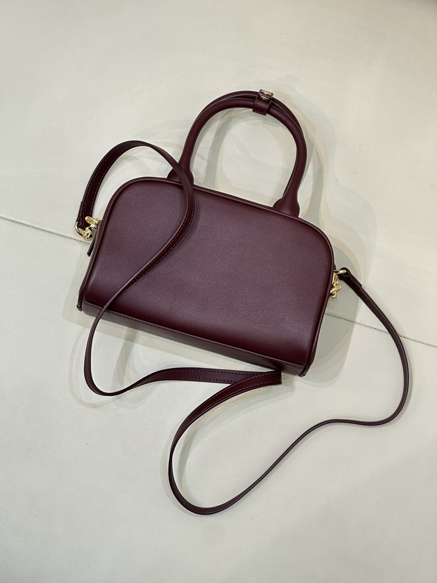 Ch*el bowling clutch with leather strap ap5528 13x21x9cm