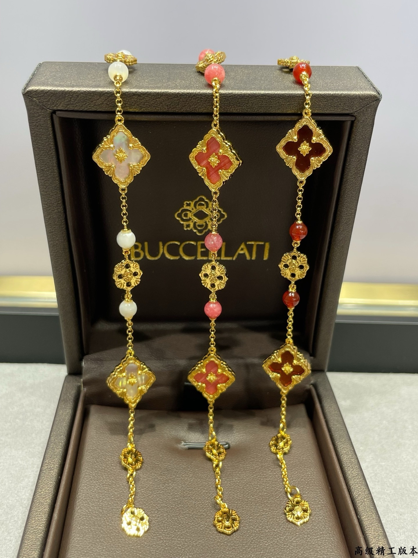 Bvcce11ati three flowers bracelet