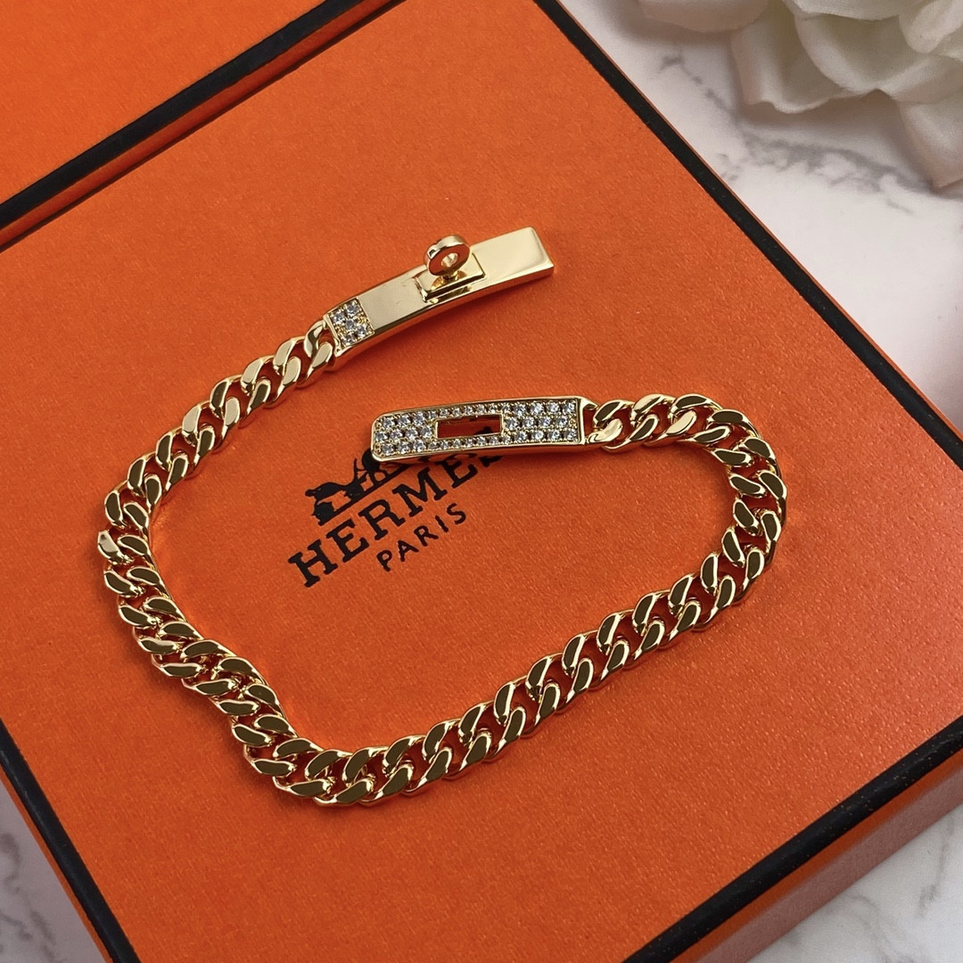 H**mes button bracelet