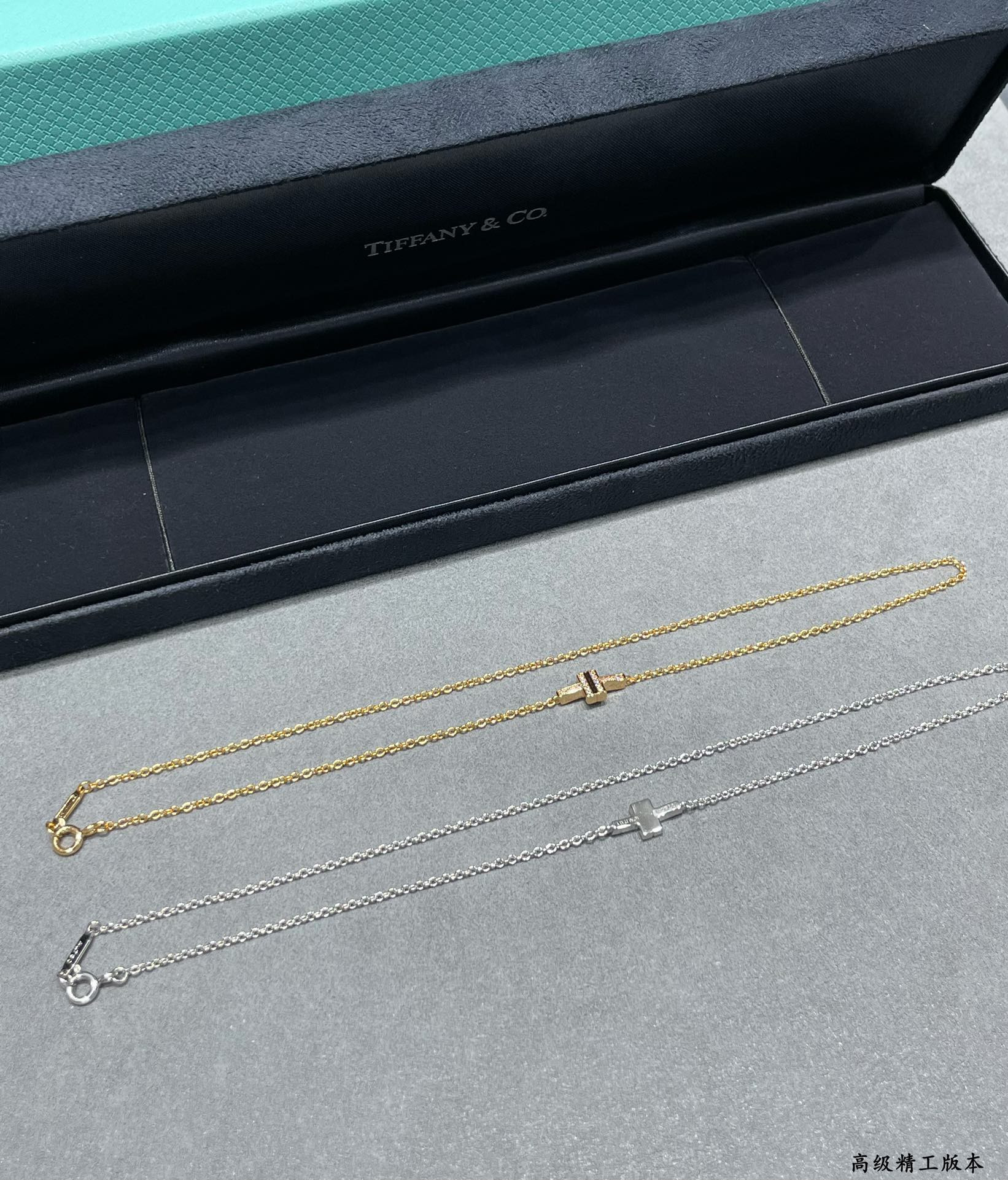 t*f*ny & co. double t Di*m*nd bracelet 17cm