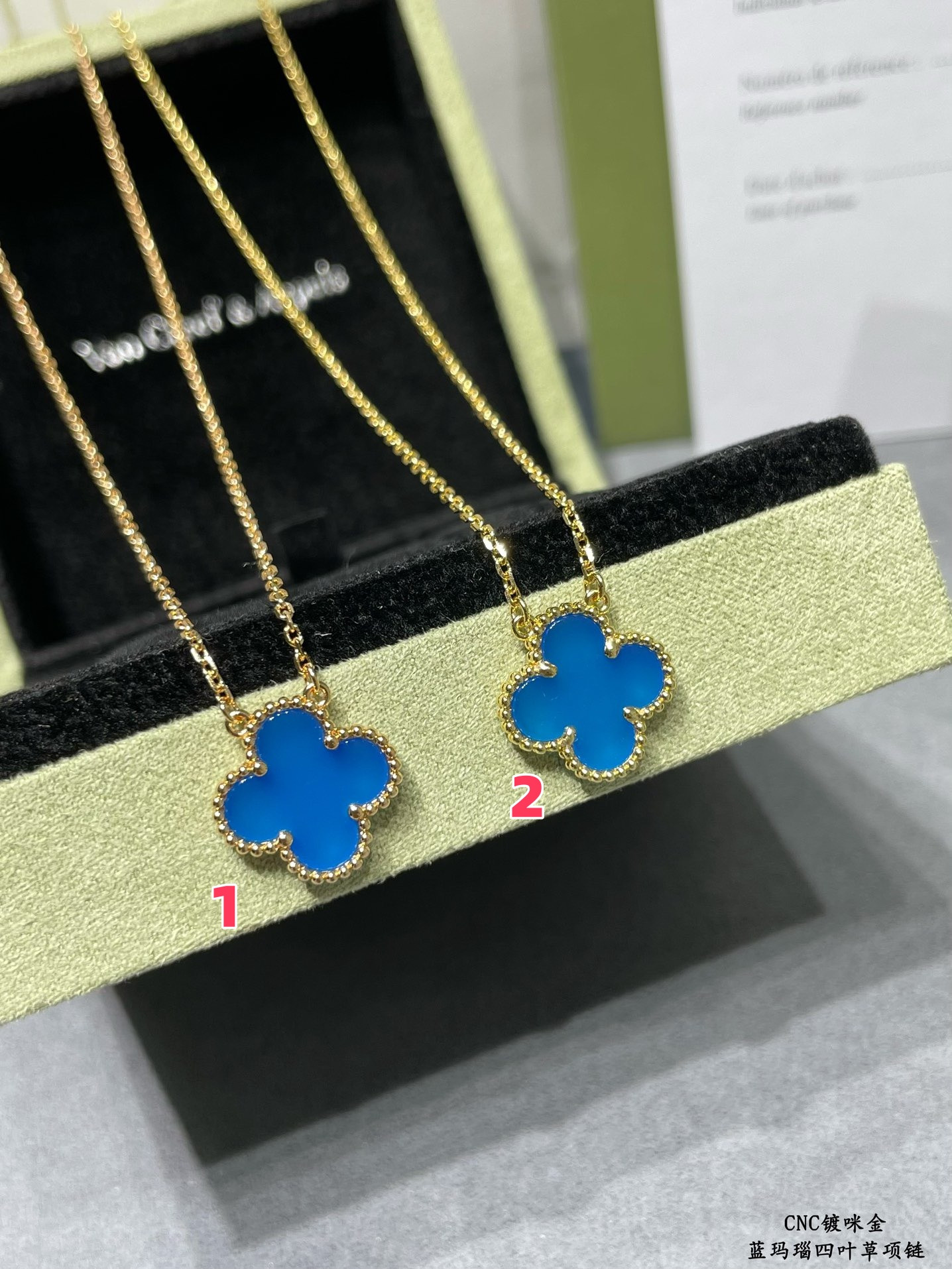 V*N CL*F & arpels medium four-leaf clover necklace diameter approx 1.5cm,chain length approx 40+5cm