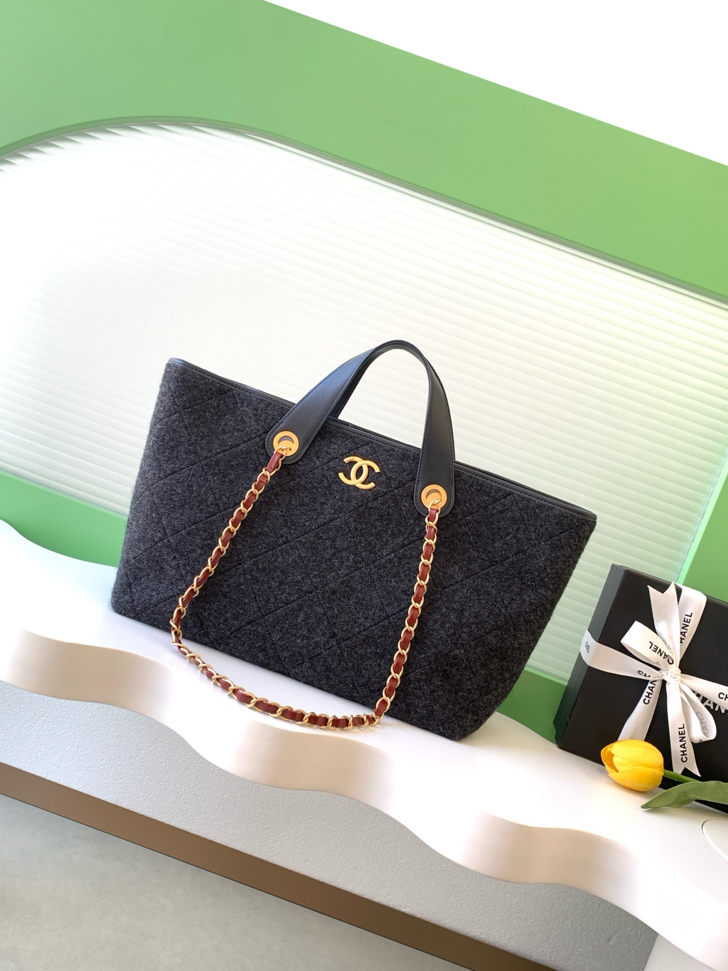 Ch*el shopping bag 26x44x13cm