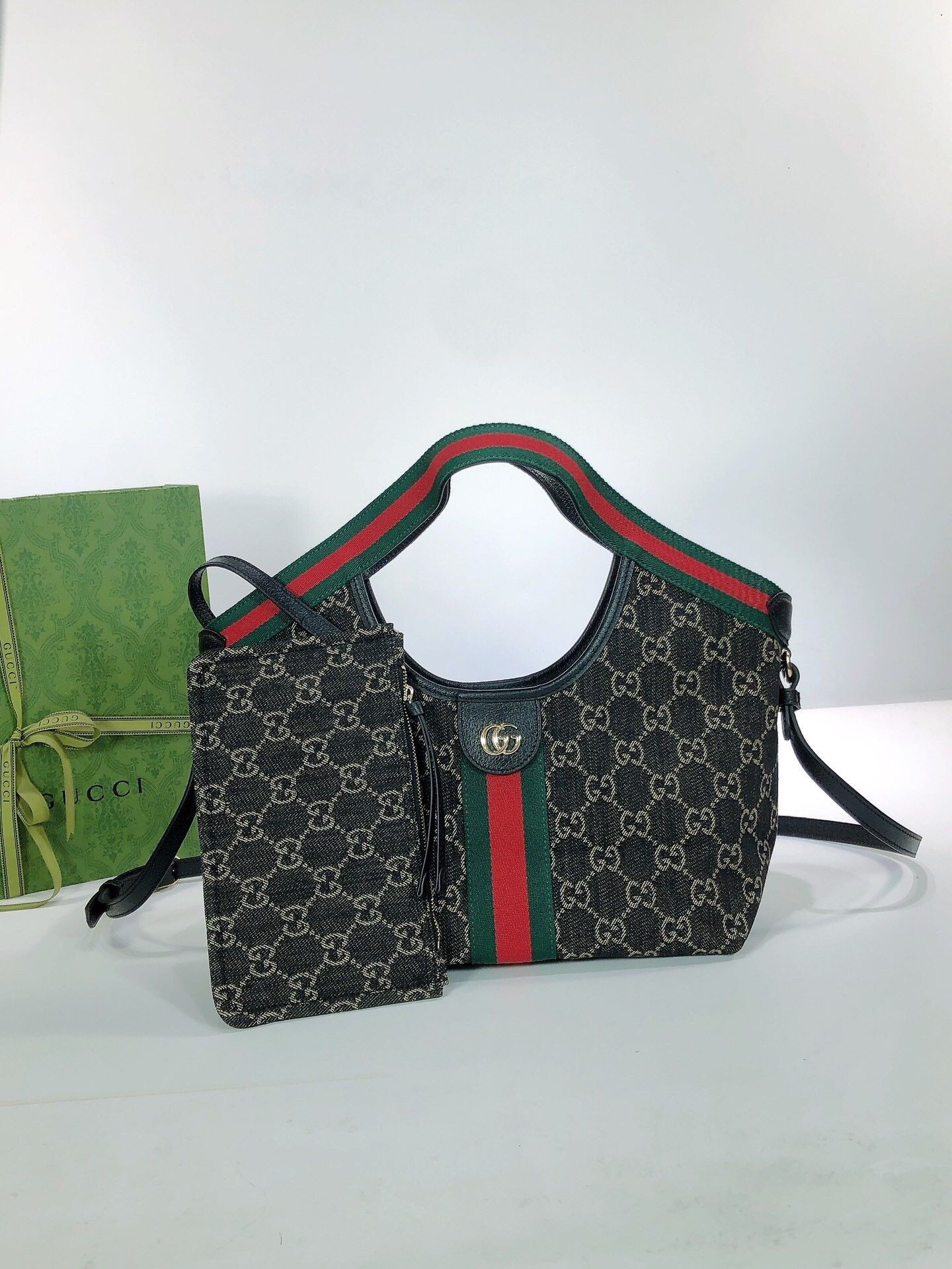 G*u*i giglio small tote bag 25x20x15cm