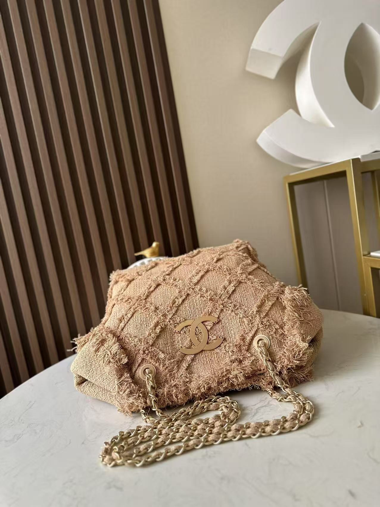 Ch*el vintage linen tassel tote straw bag 48x35x17cm