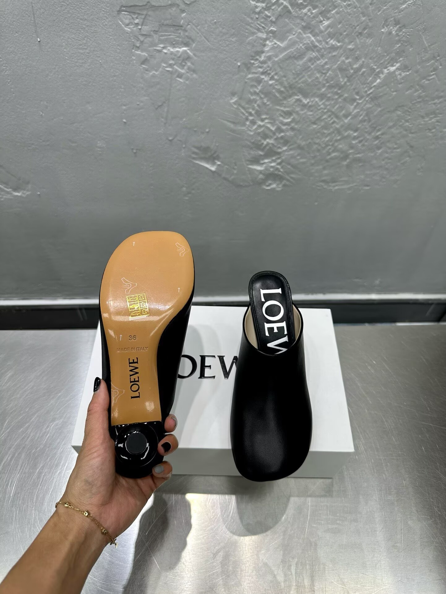 ua L0ew* emily mule