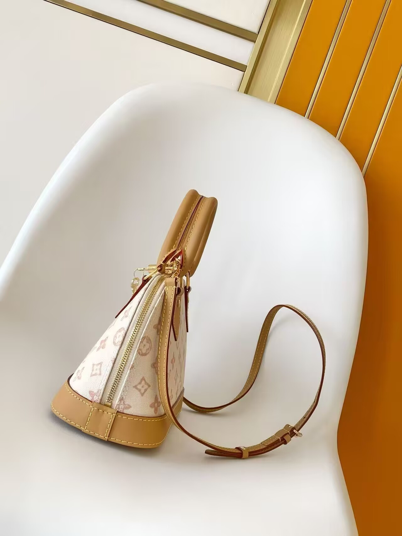 LV Alma BB M27525 17.5x11.5x23.5cm