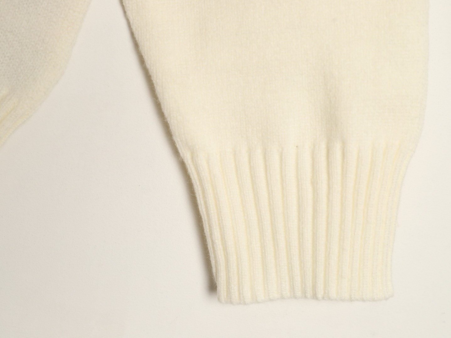 Ami Paris 26ss Knitting Long-sleeved Polo Sweaters