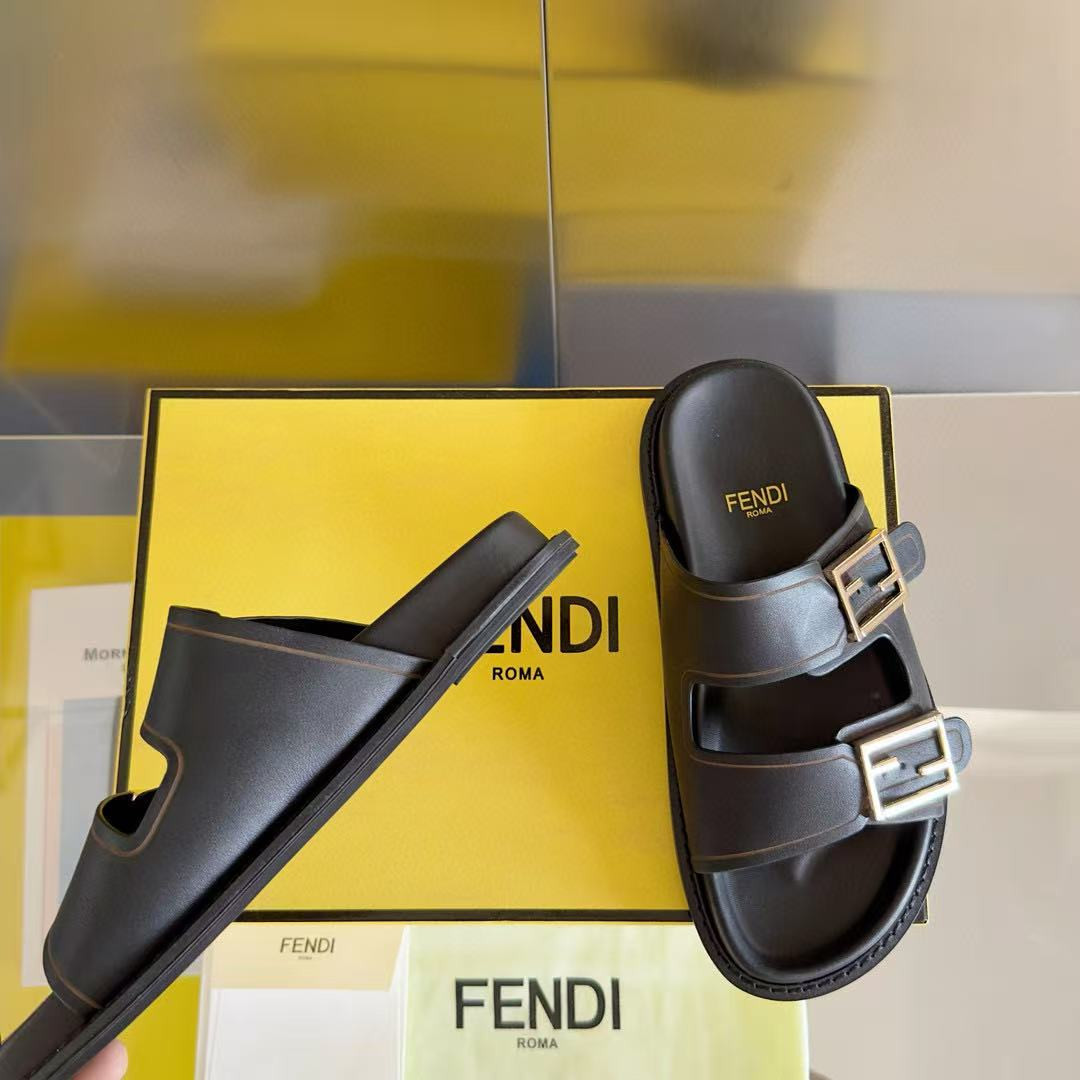 ua F**di feel black leather slides