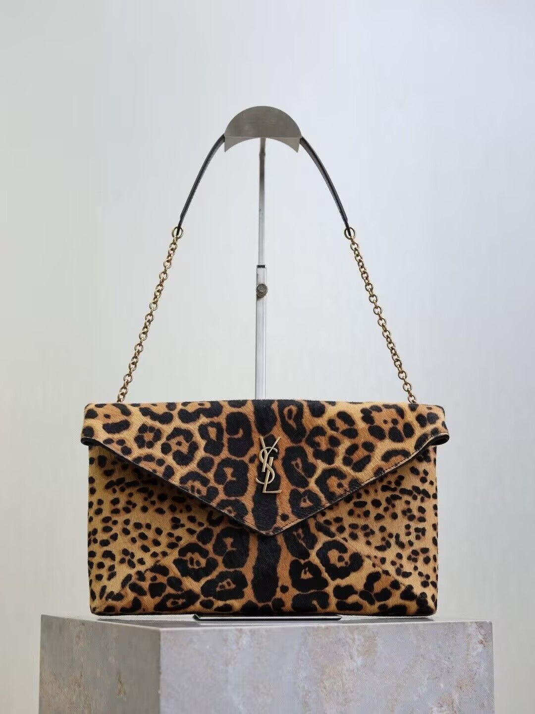 Y*L cassandre large pouch on chain in pony hair leather 29.5x18x5cm