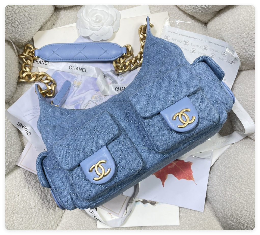 Ch*el cruise 2024/25 large hobo bag washed denim & gold-tone metal blue  22x 31x 15cm