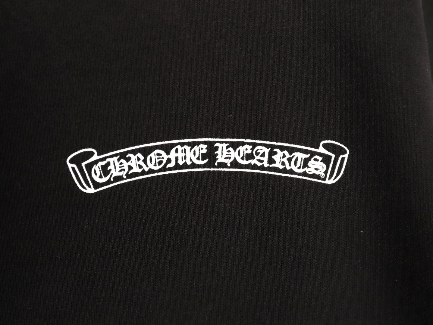 Ch**me He**ts hoodies