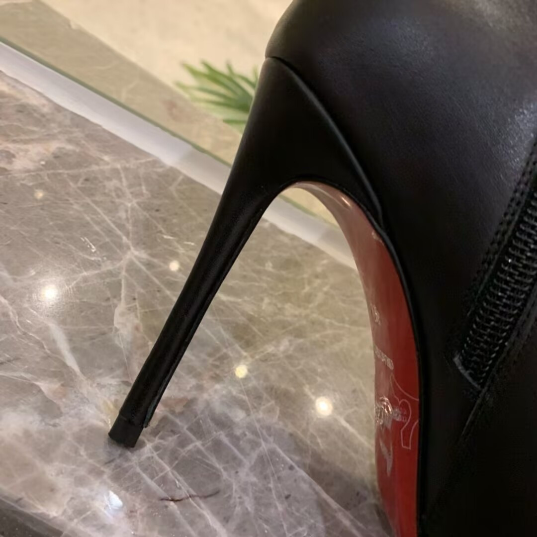 ua Ch**an louboutin miss z booty 100 mm low boots calf leather black
