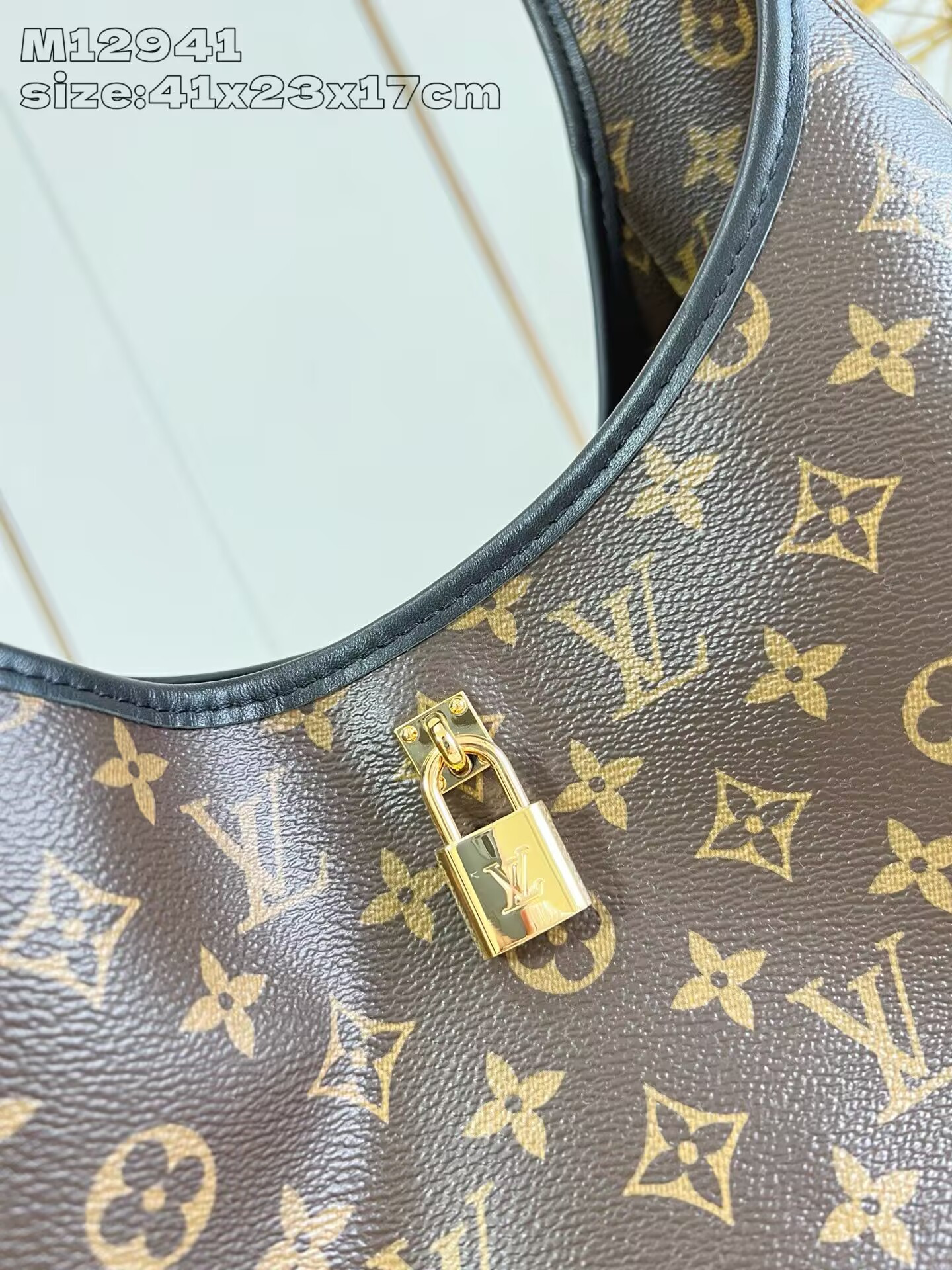 LV The Drop GM M12941 41x23x17cm