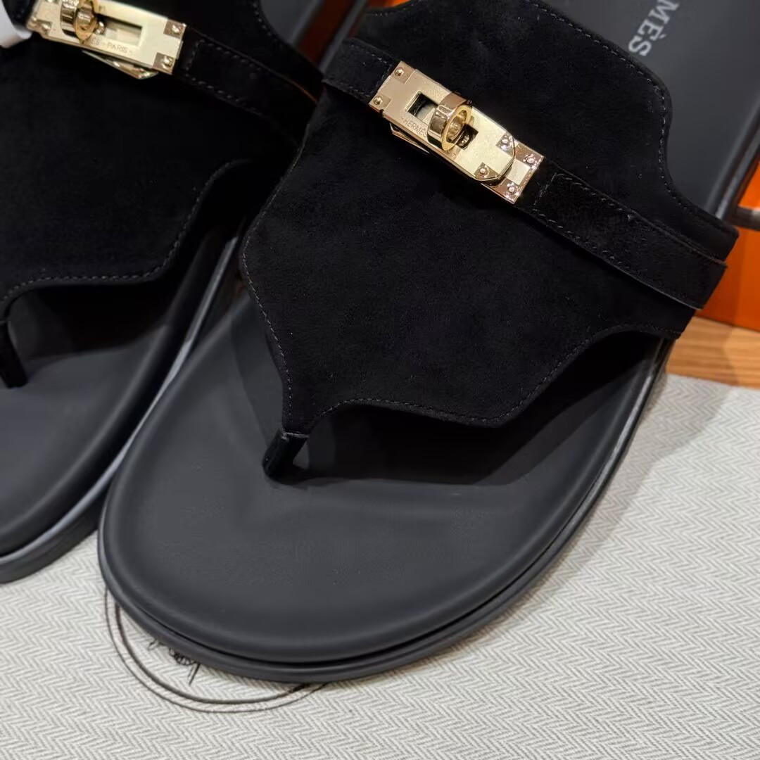 ua H**me5 empire sandal gold hardware