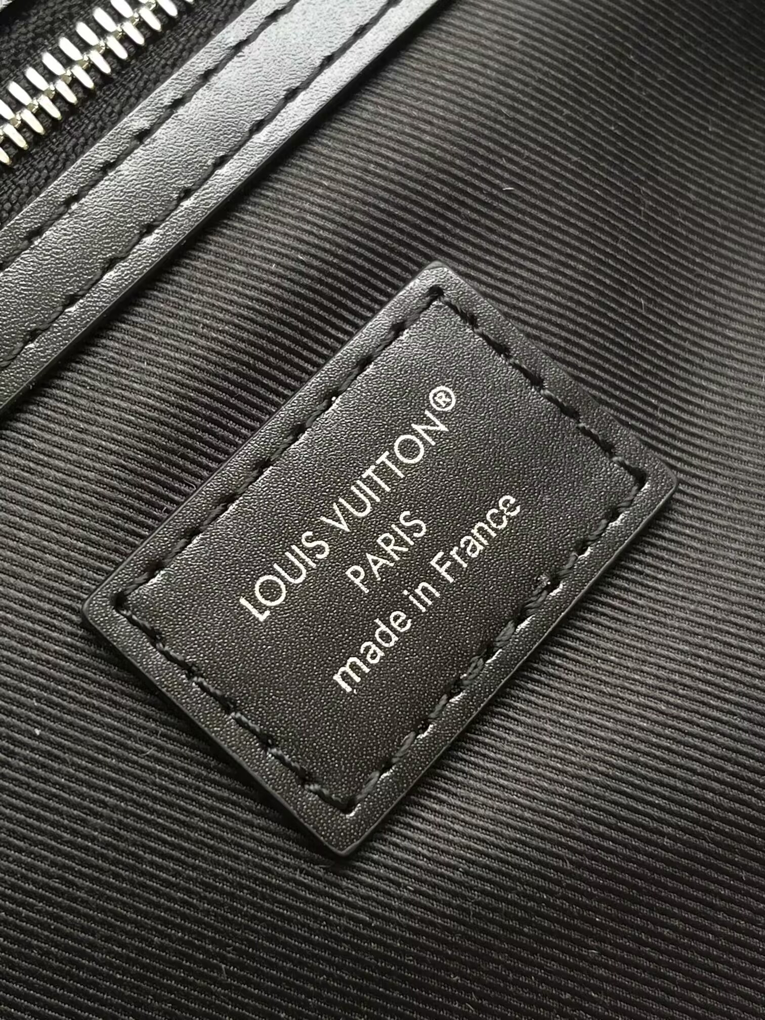 LV Vagabond Hobo M13986 38x35x12cm