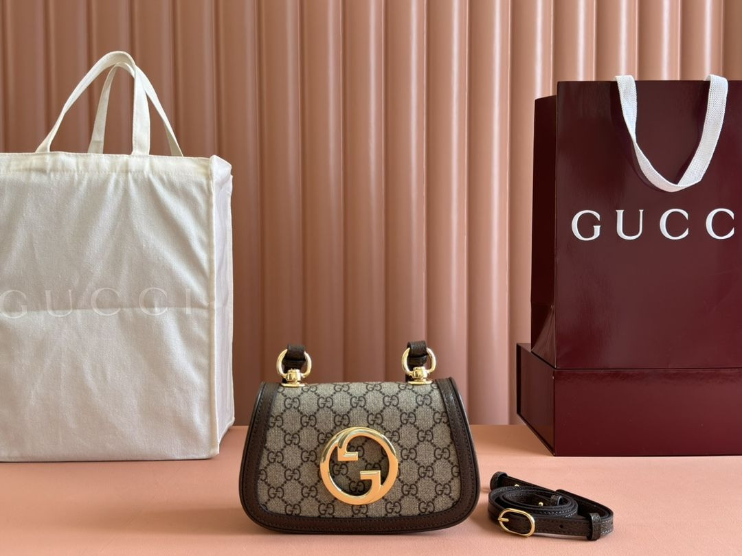 G*u*i blondie shoulder bag 21x13x7cm