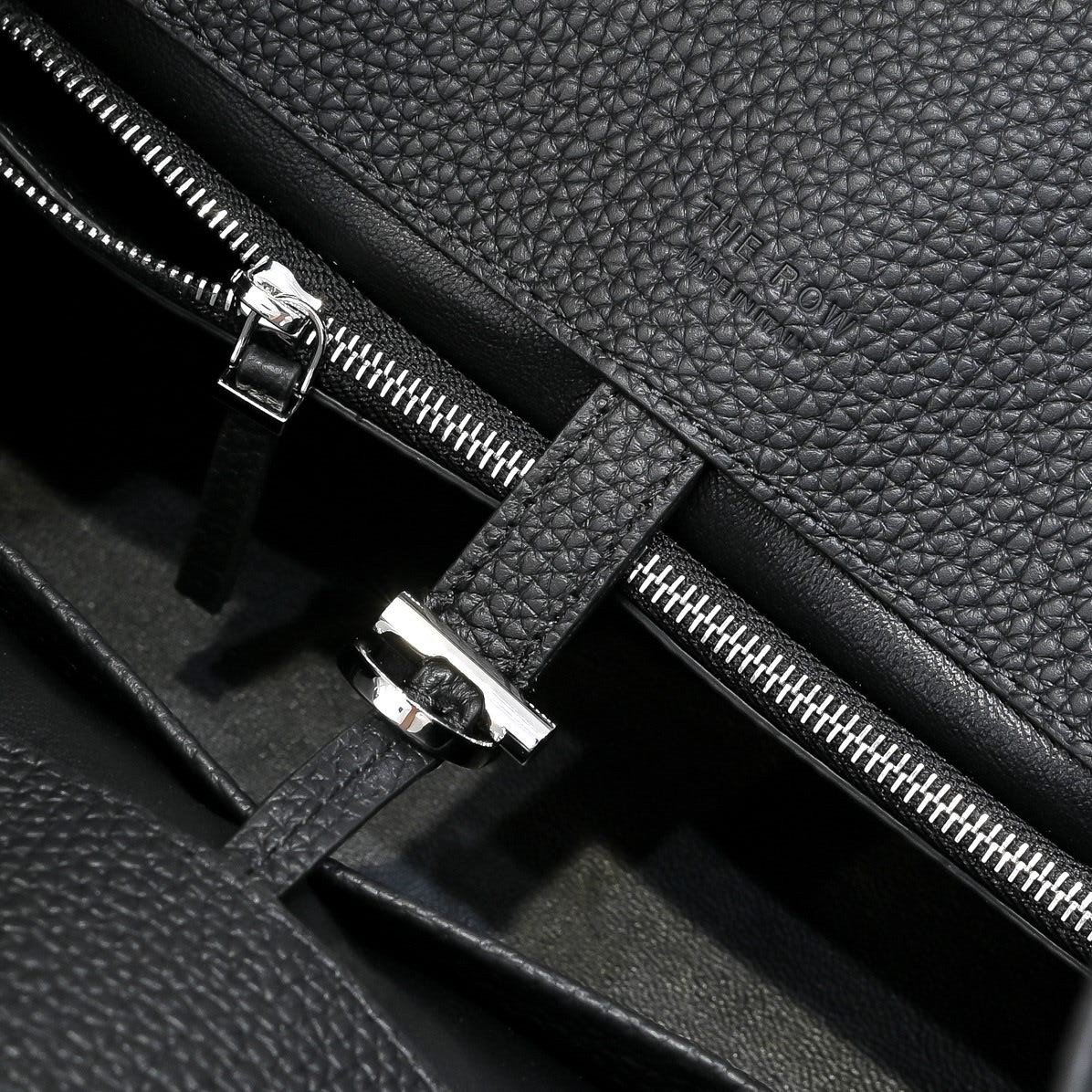 T*e R0w ew margaux 43x20.5x24cm
