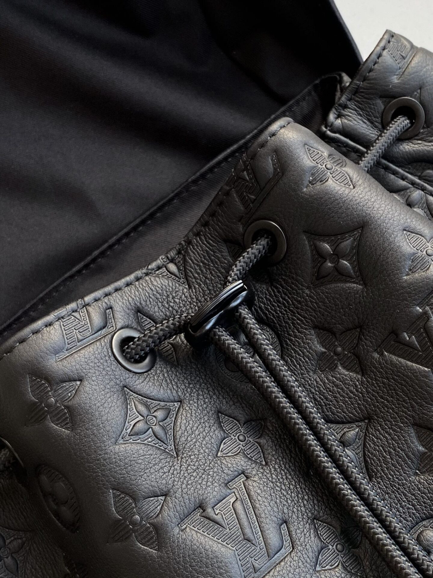 LV GETAWAY Backpack M24776 50x15x29cm Without box
