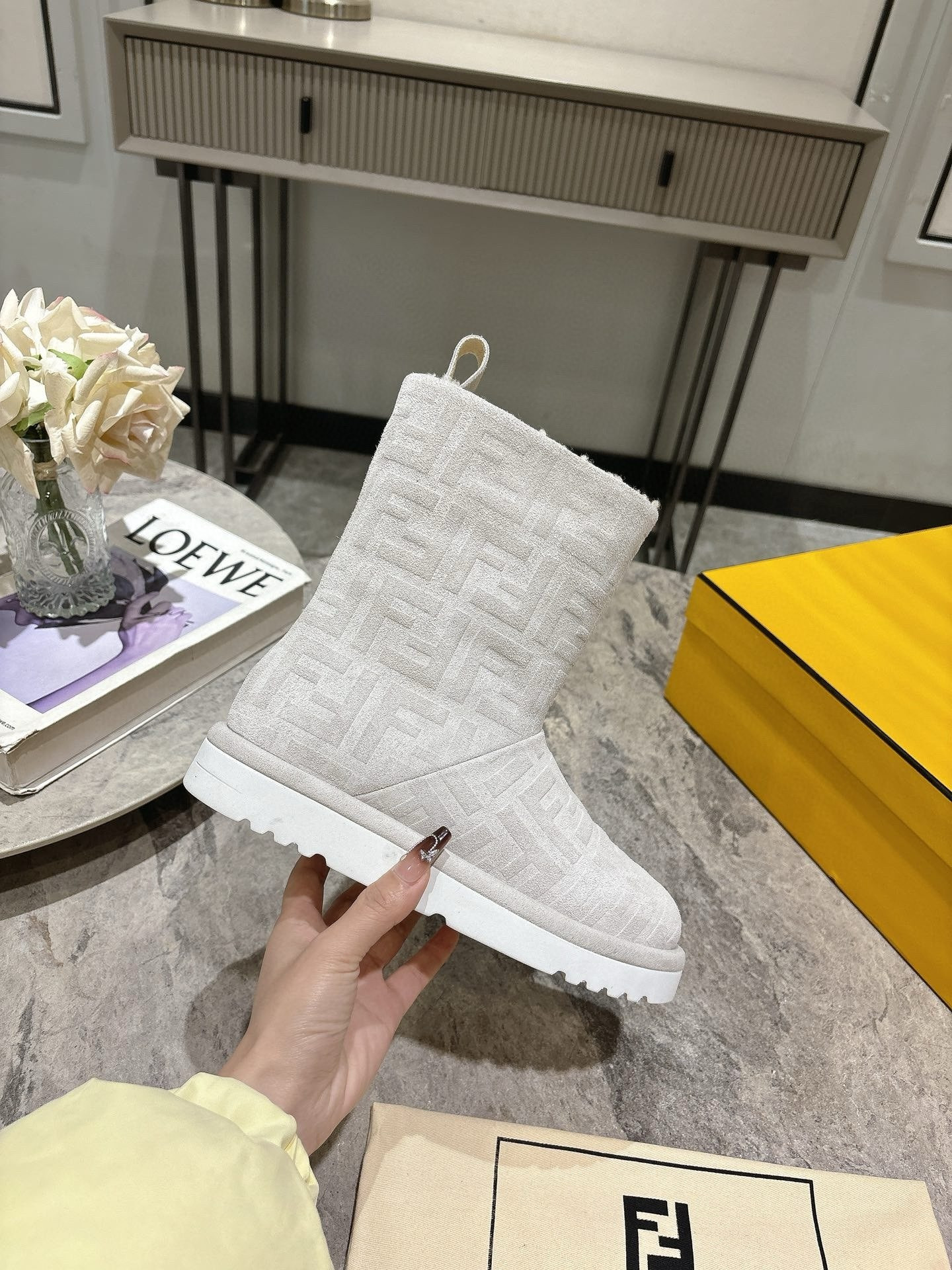 ua F**di apres chic ff low boots