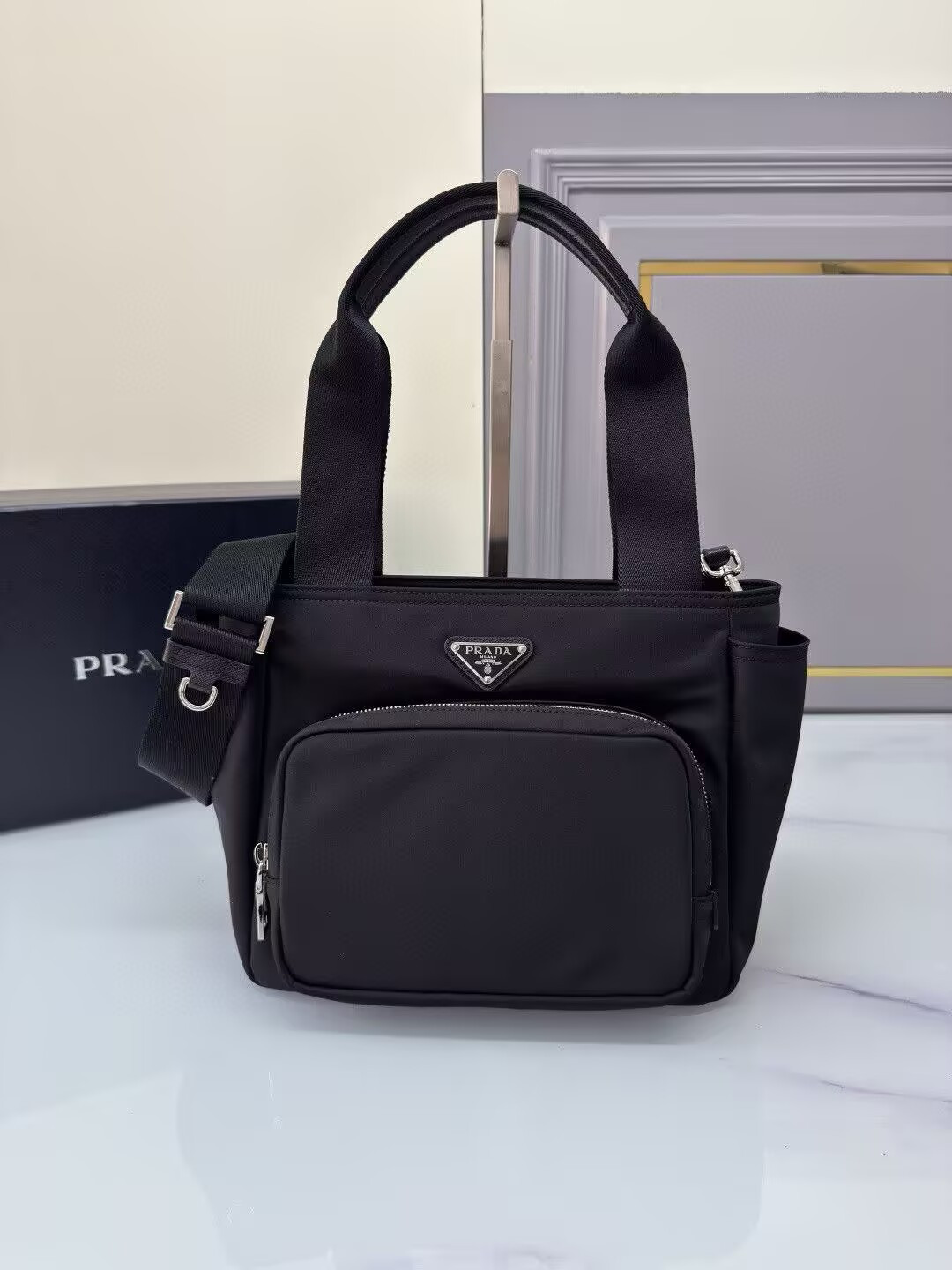 Pra*a re-nylon tote bag 22x26x13cm