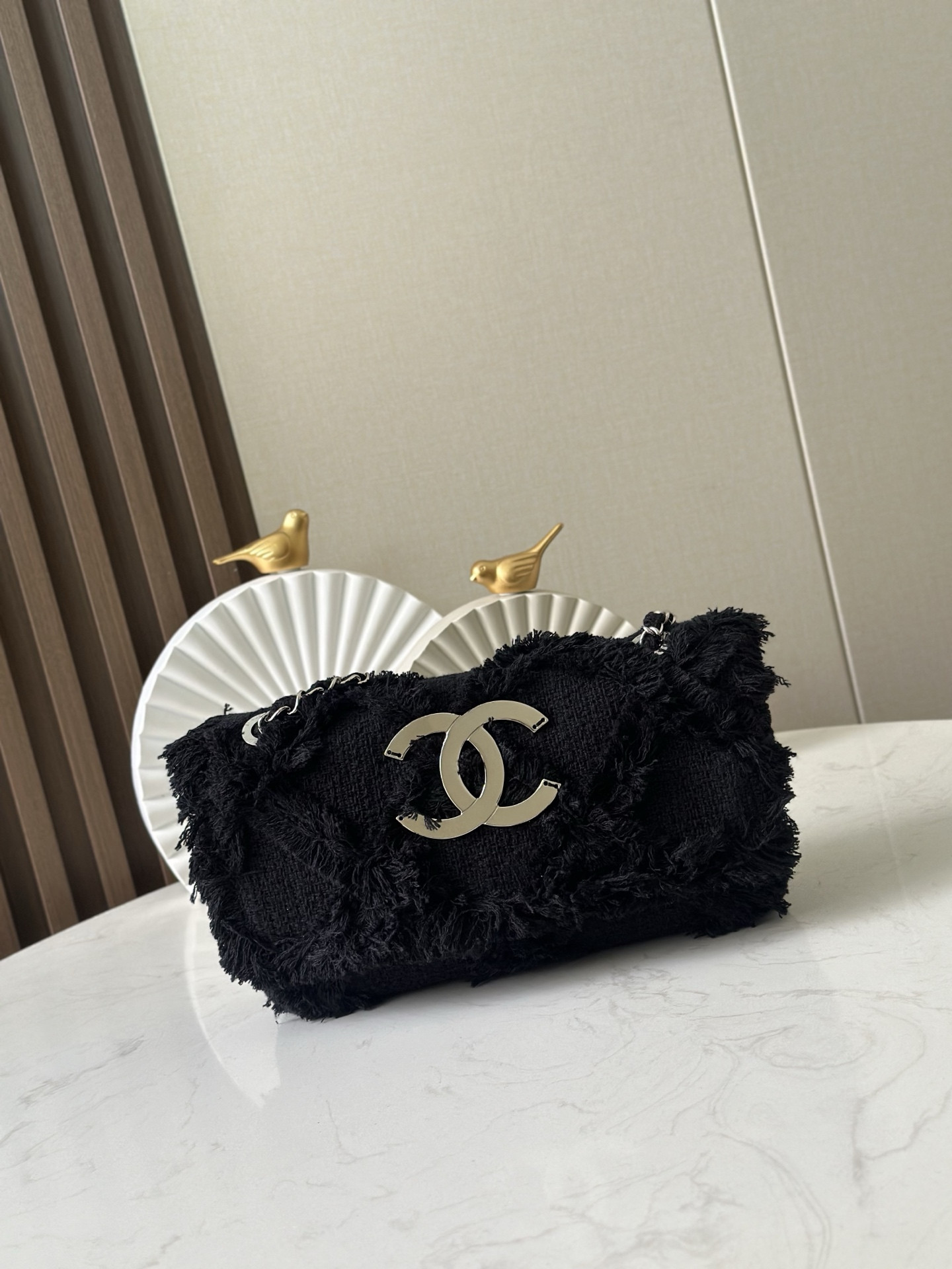 Ch*el vintage flap bag as3318 27cm