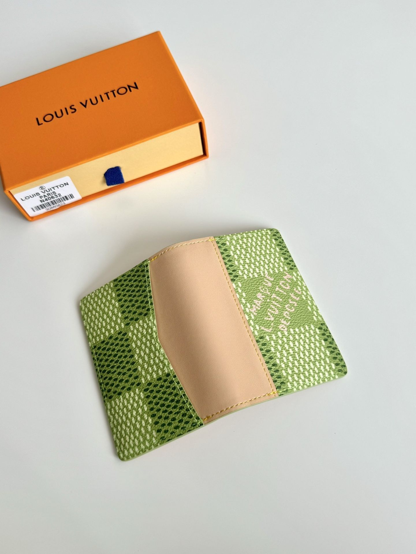 LV Wallet Card Holder N40632