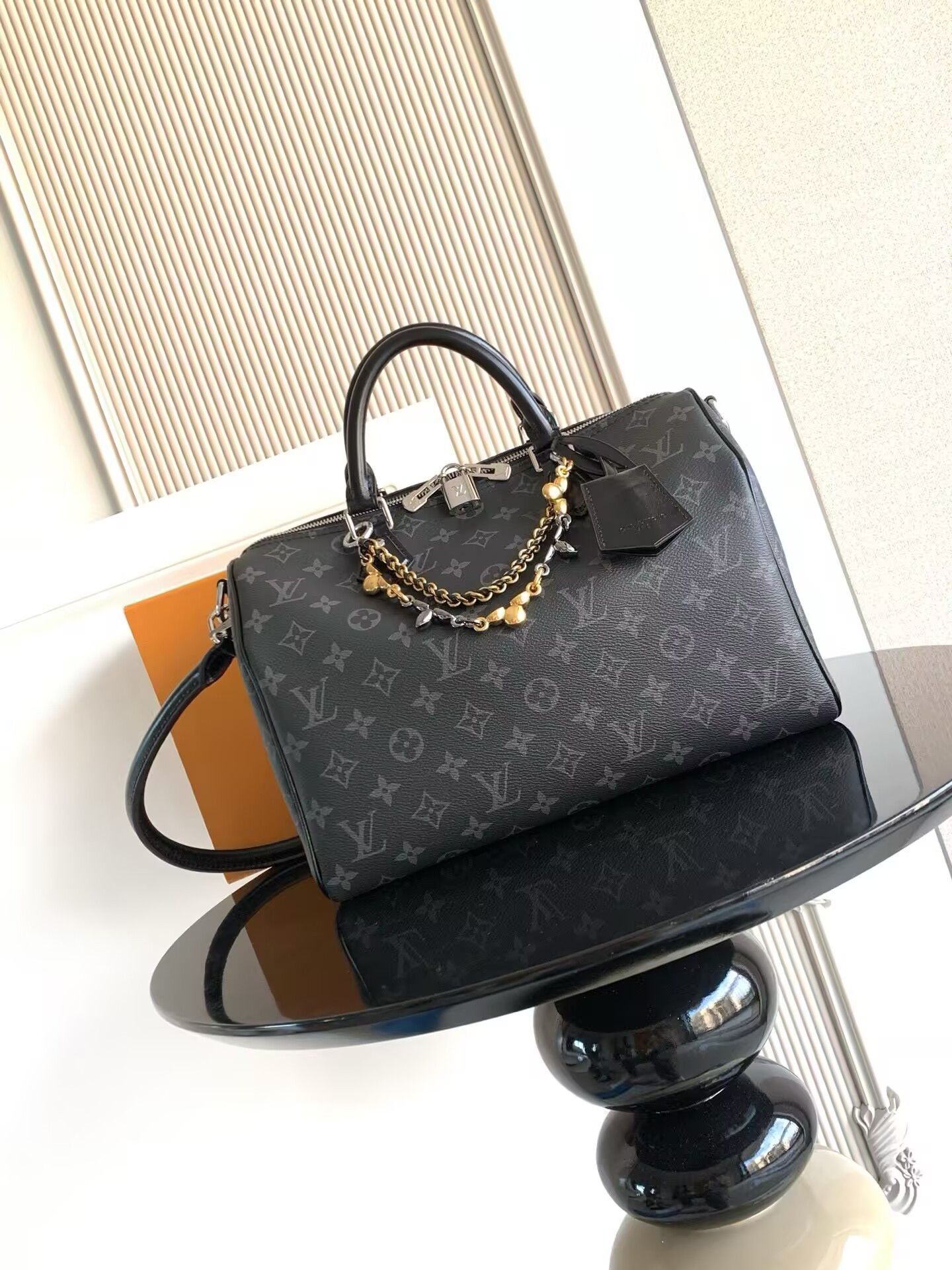 LV Speedy Soft 30 M15102 21x17x30cm