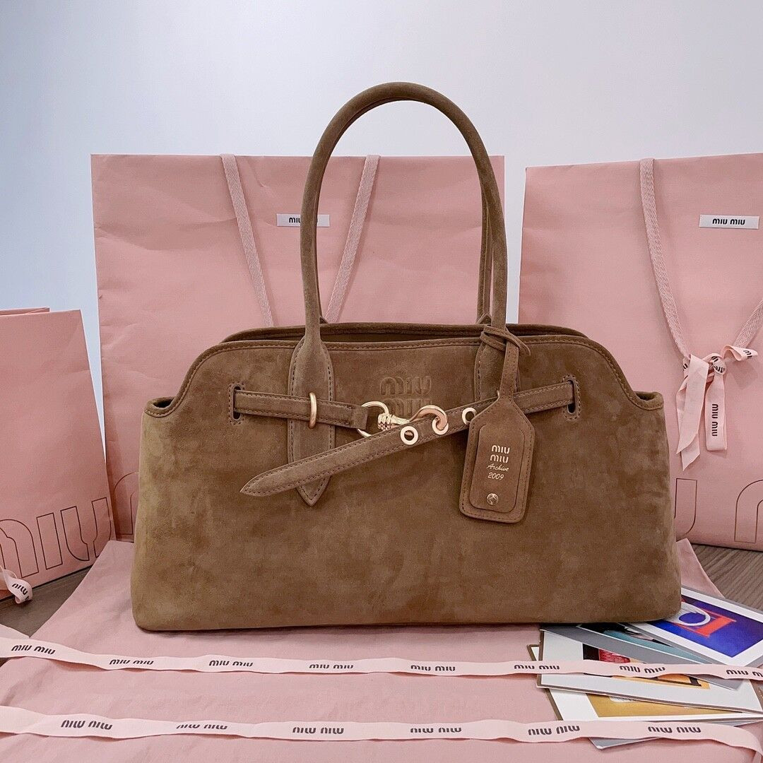 M1v M1v aventure suede bag 22.5x44x14.5cm