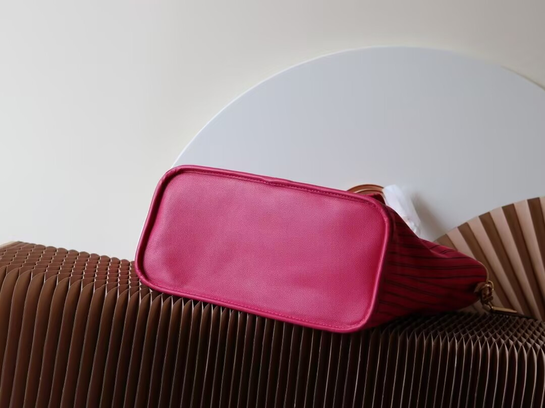 LV Neverfull MM Bandoulière Inside Out M12257 31 x 28 x 14cm Without Box