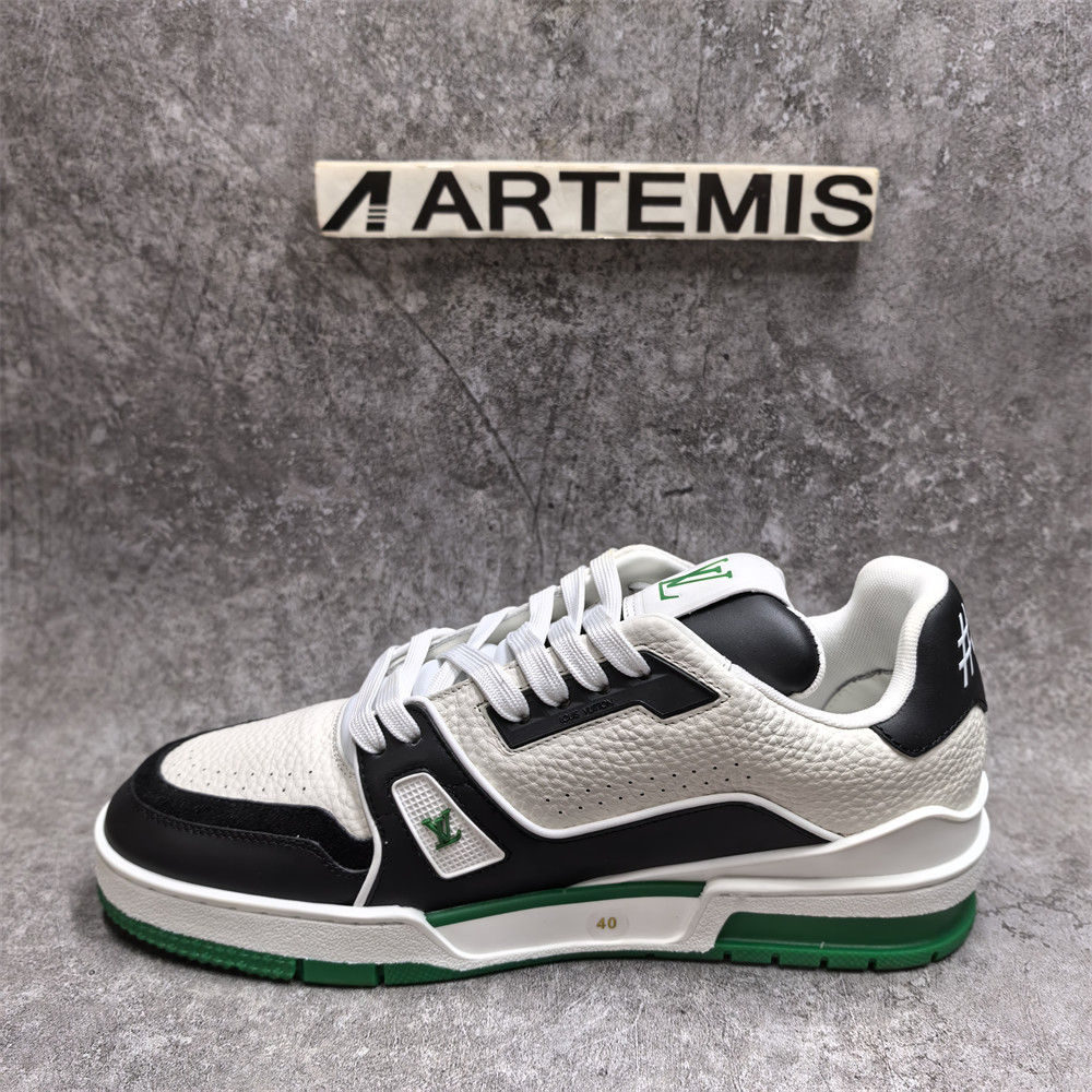 UA LV Trainer Sneaker