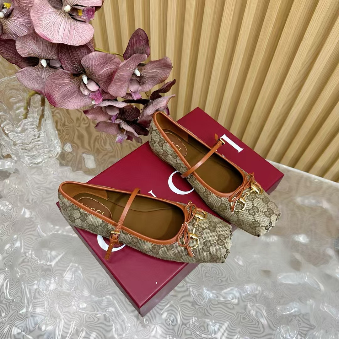 ua G*u*i horsebit gg canbas ballet flats