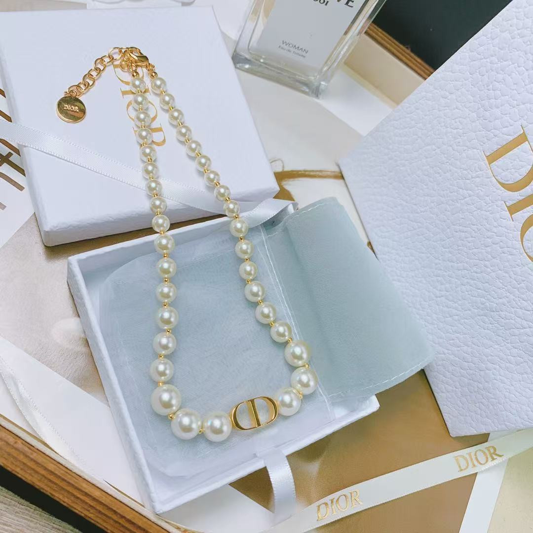 D*or necklace