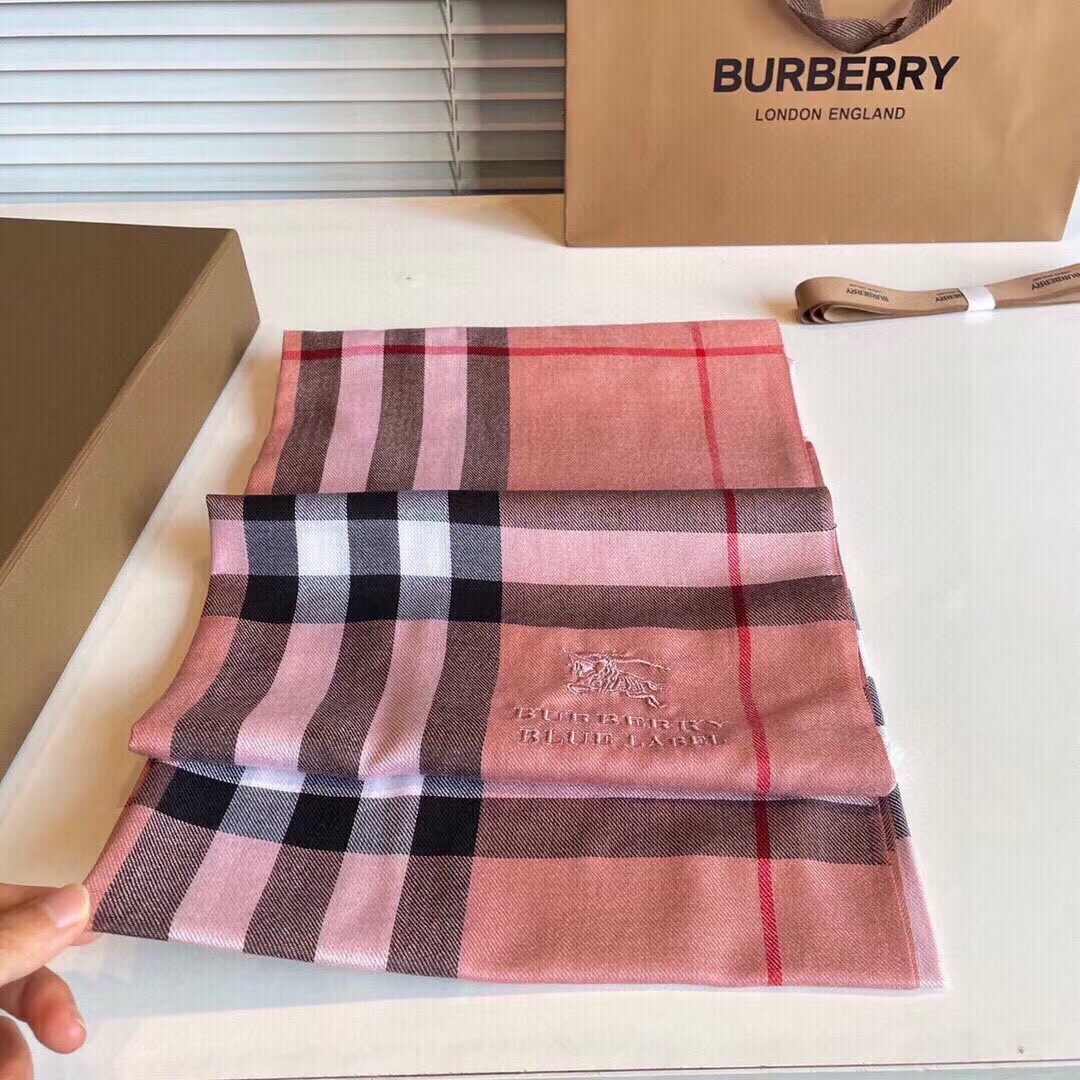 B**rry scarf 70x200cm