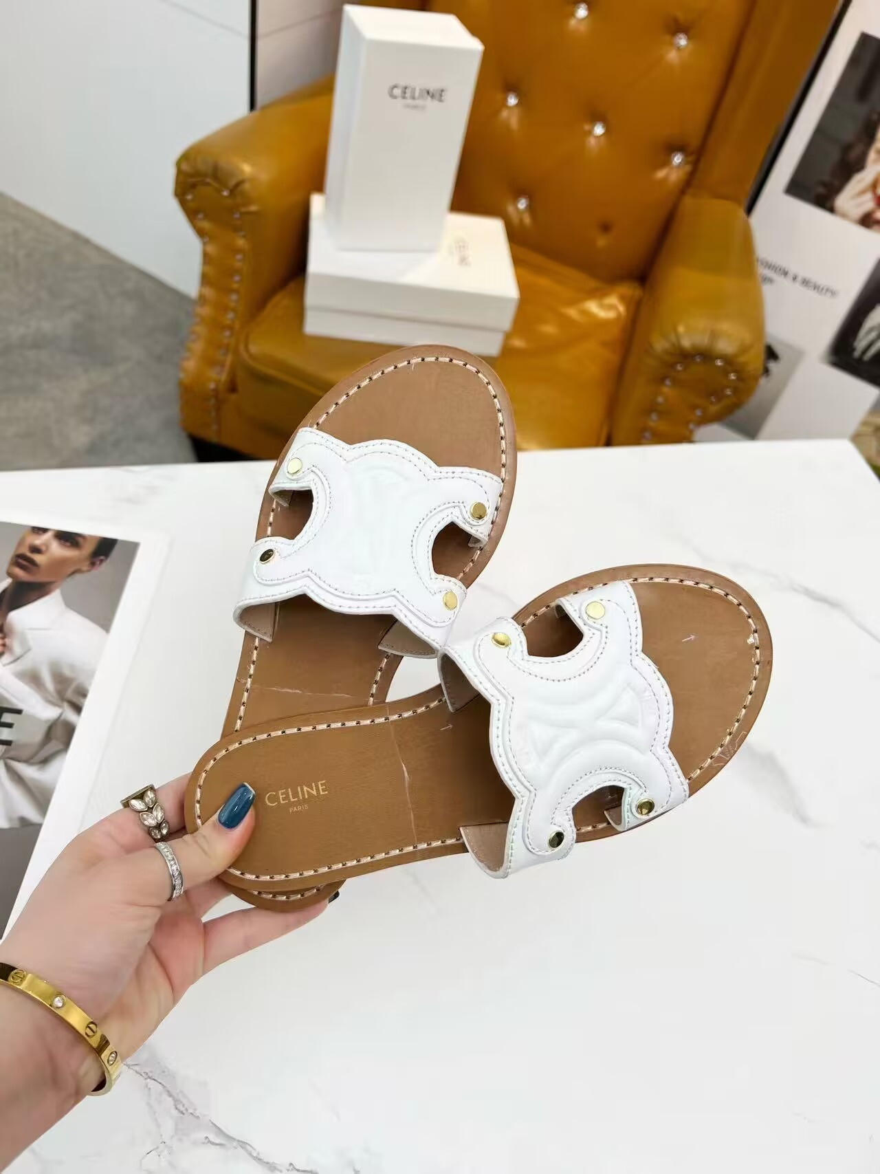 ua Ce**e triomphe mule in calfskin